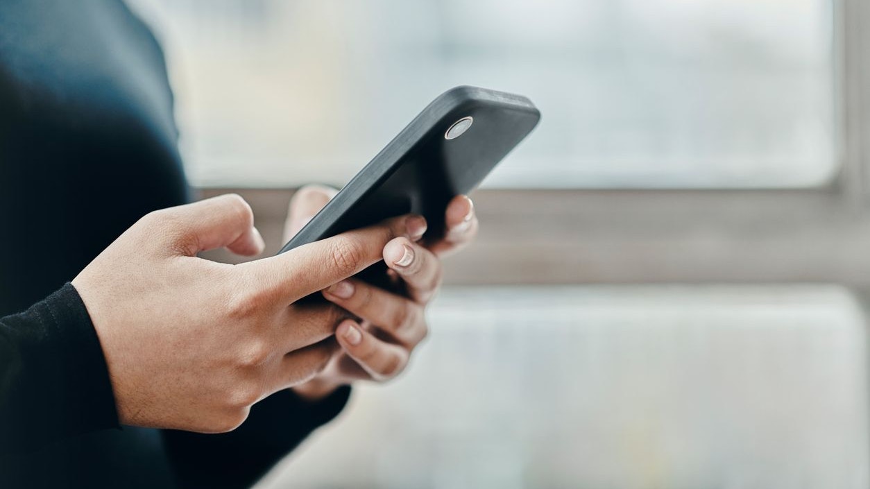 Diese SMS hätte der 32-Jährige wohl lieber nicht bekommen. Symbolbild.