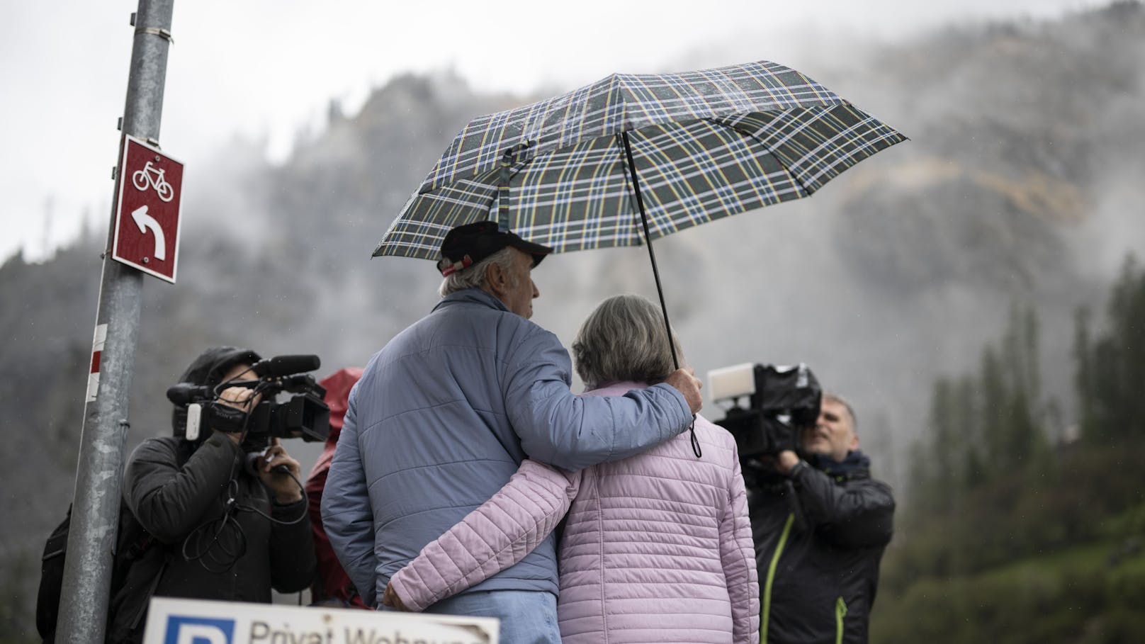 Besonders gefährlich ist die aktuelle Wetterlage. Dauerregen hat die Gefahr massiv erhöht.