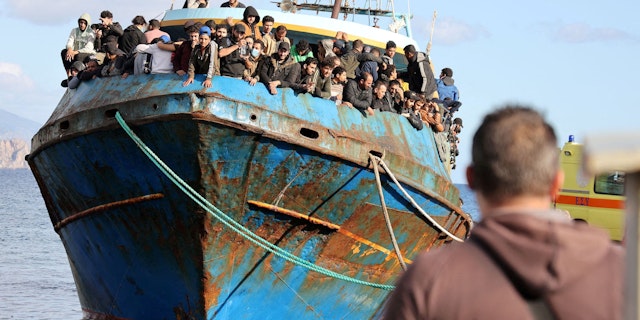 yacht griechenland gesunken