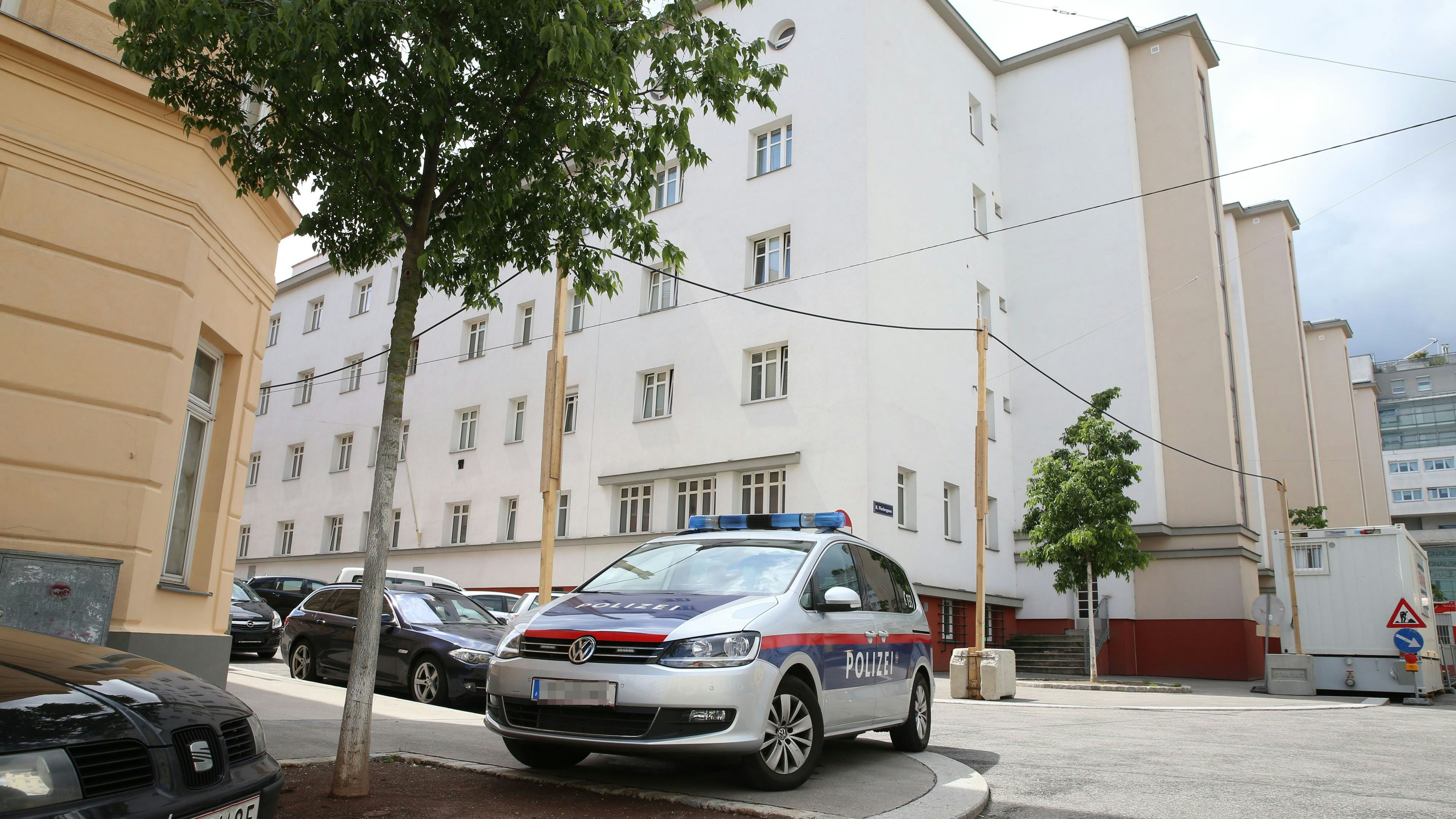Heute.at - Polizei nimmt Drogen-Trio in Wiener Wohnung fest
