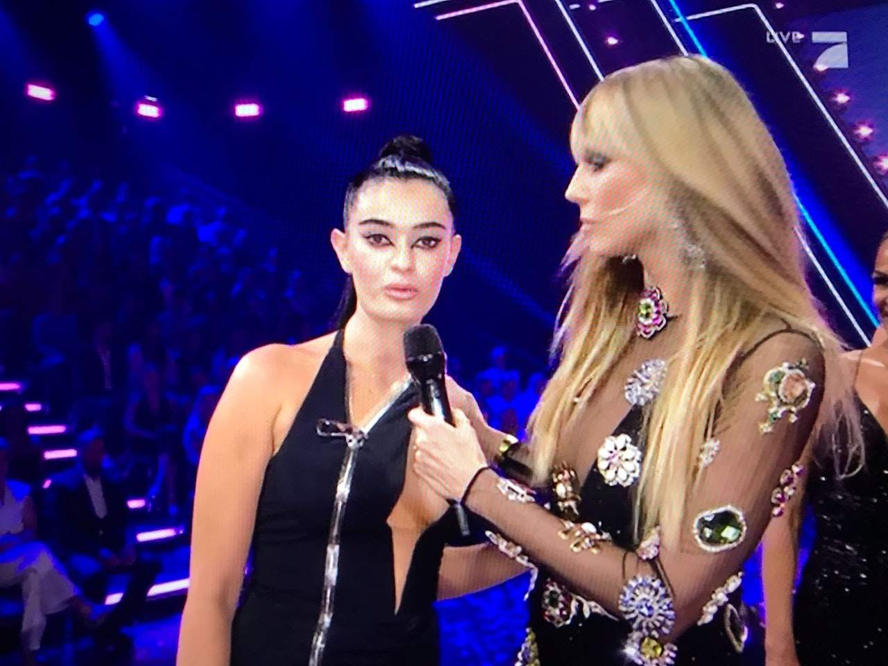Heute.at - GNTM-Hoppala! Österreicherin macht große Ankündigung