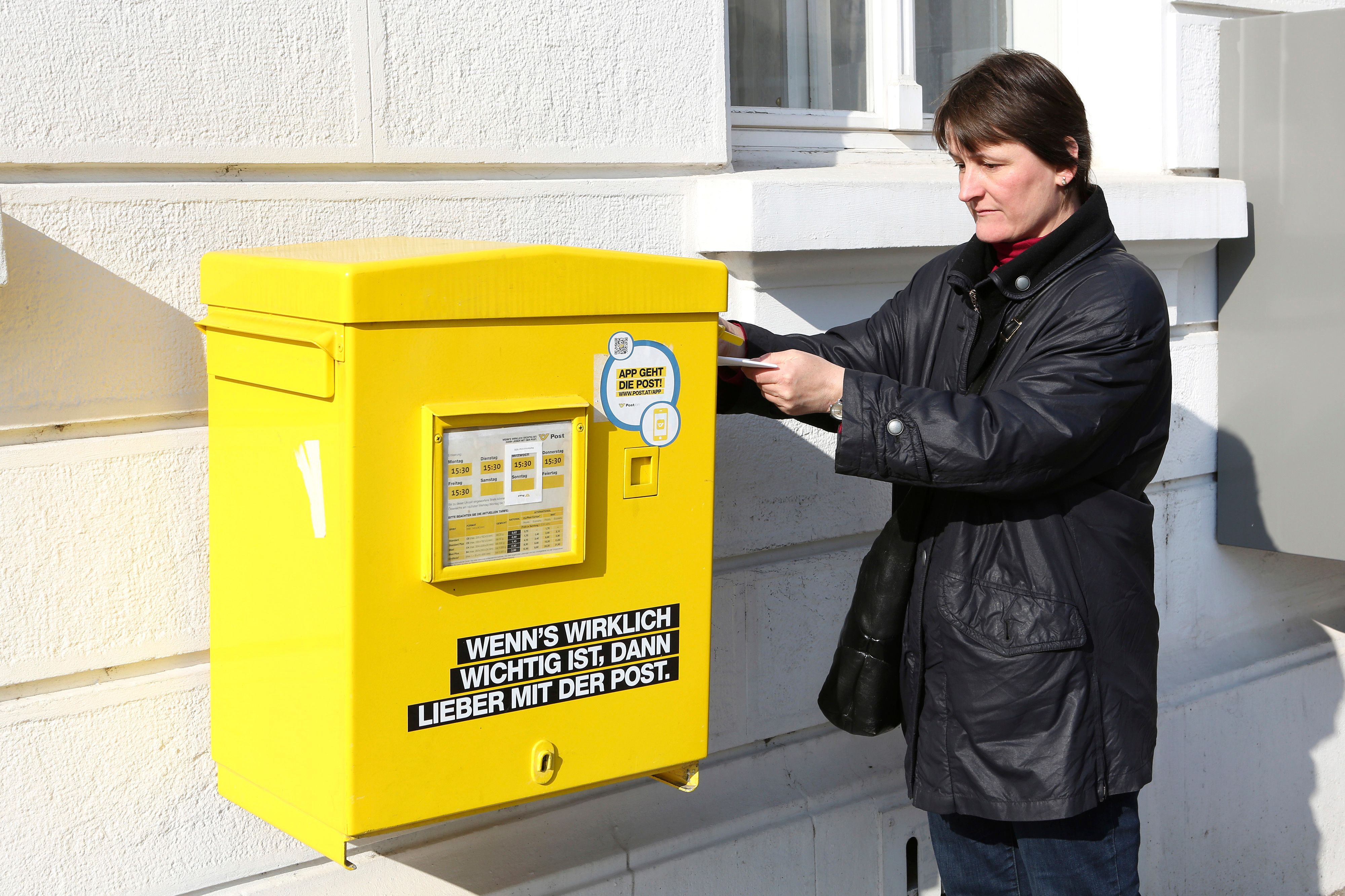 Der Versand von Briefen wird künftig teurer.