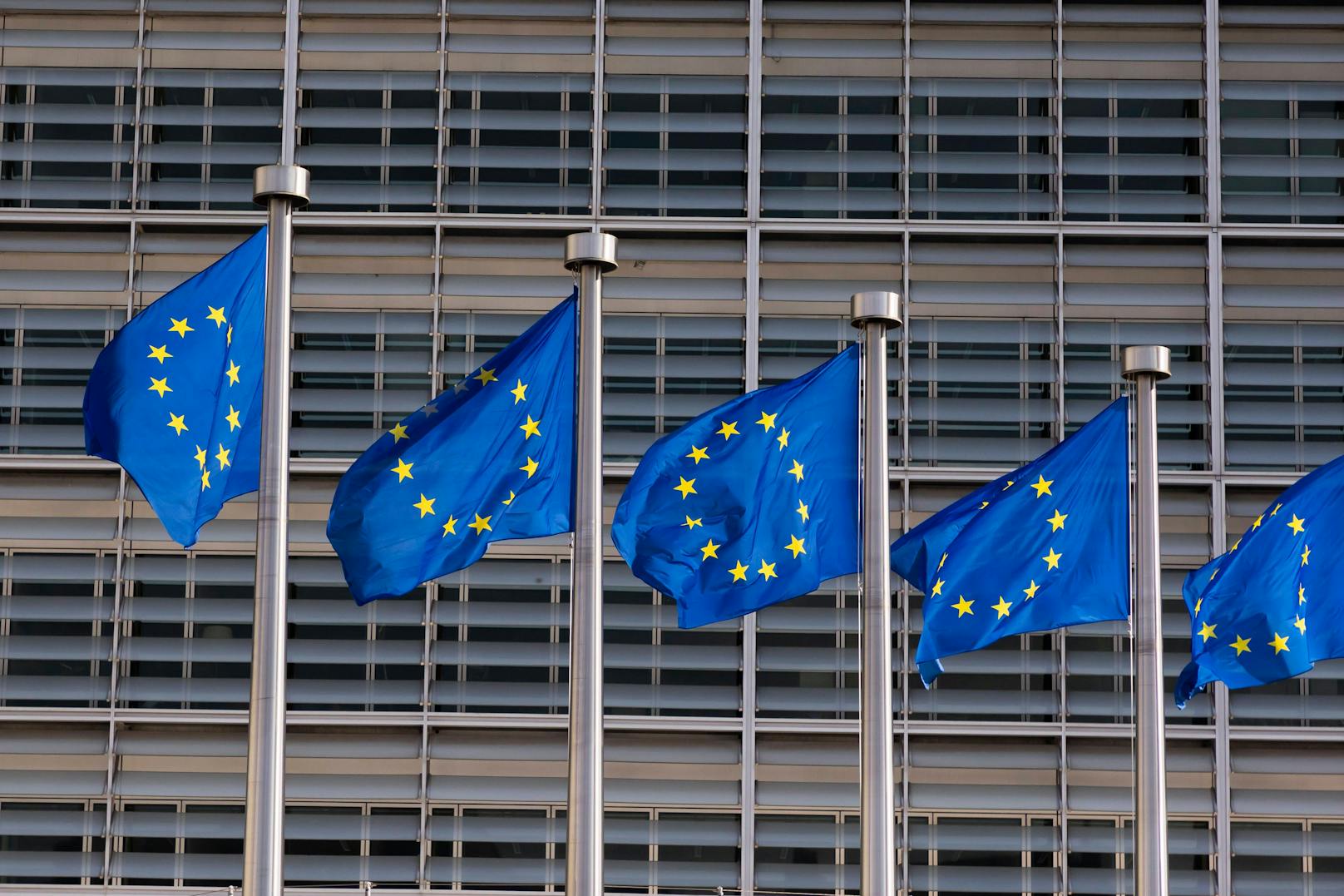 Die EU-Kommission setzt künftig nicht mehr auf die Dienste der beiden Unternehmen Huawei und ZTE.