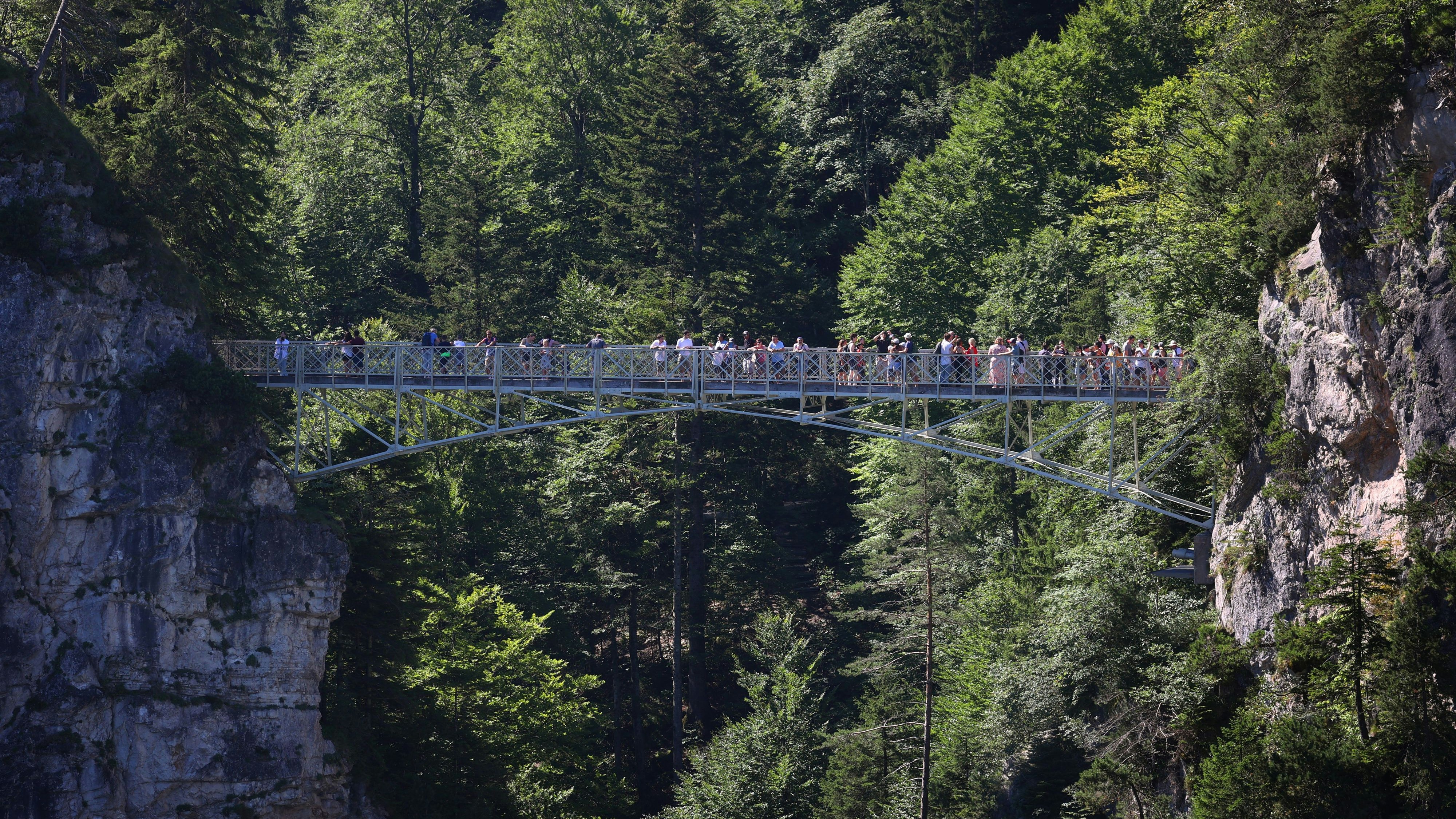 Die Marienbrücke bei Schloss Neuschwanstein - hier stieß der Mann die Frauen hinunter.