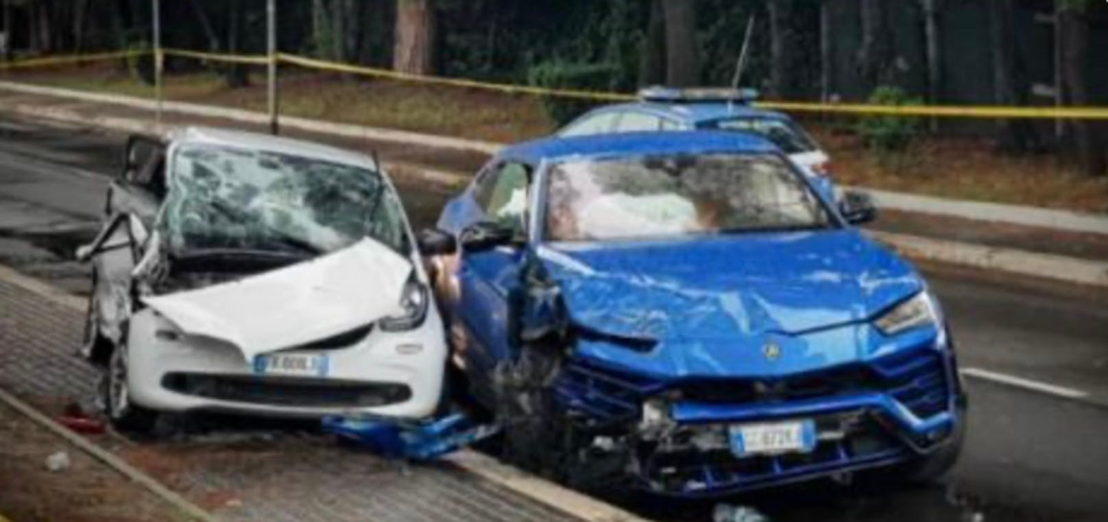 50 Stunden wollten vier Jugendliche ununterbrochen in dem blauen Lamborghini durch die Gegend fahren.