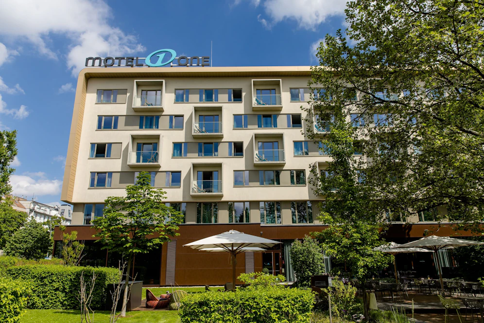 Das mit viel Liebe zum Detail erneuerte Motel One Wien-Prater: Jetzt mitspielen und eine Übernachtung gewinnen!
