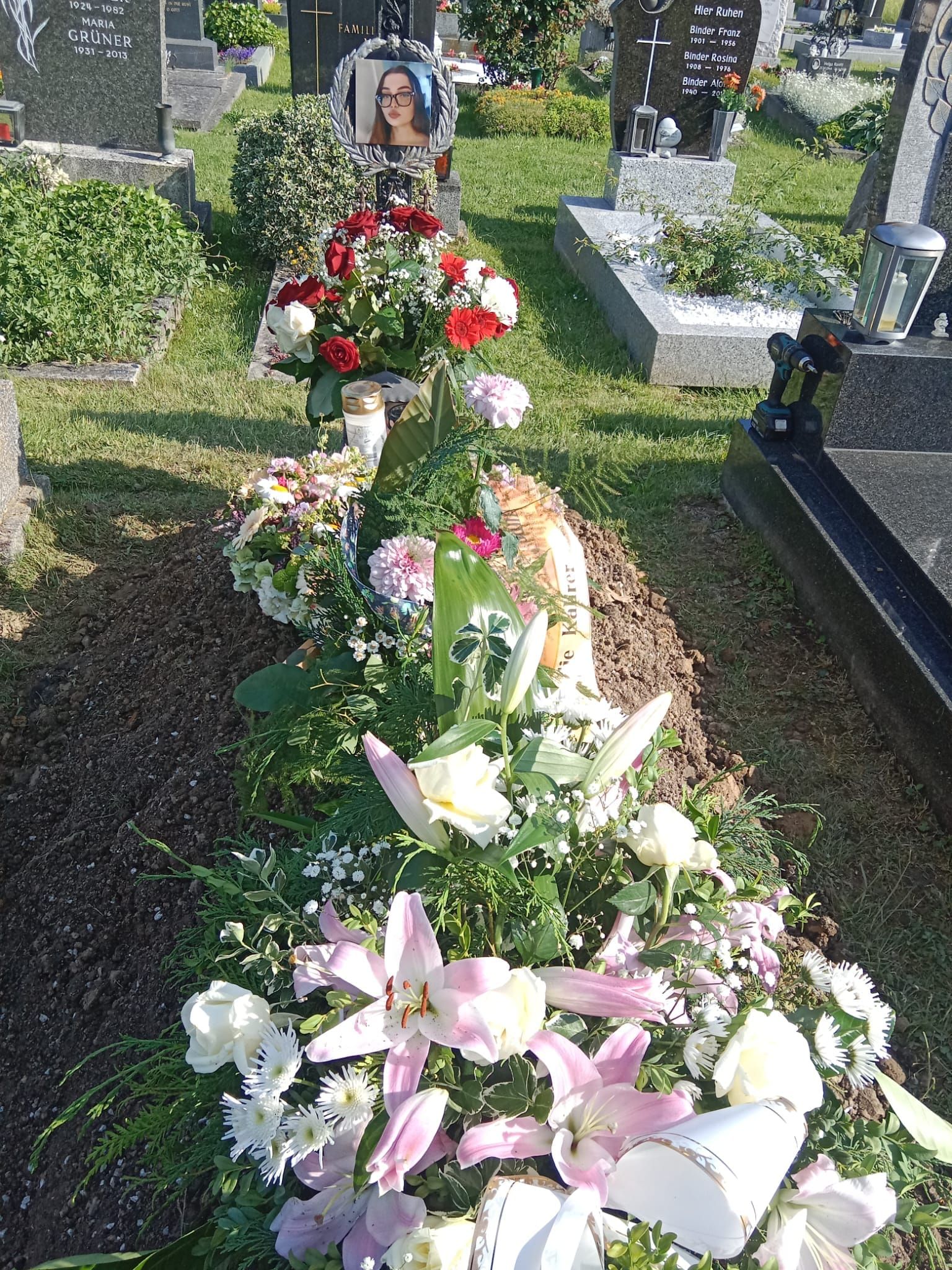 Durch Spenden konnte ein Teil des Grabes bezahlt werden.