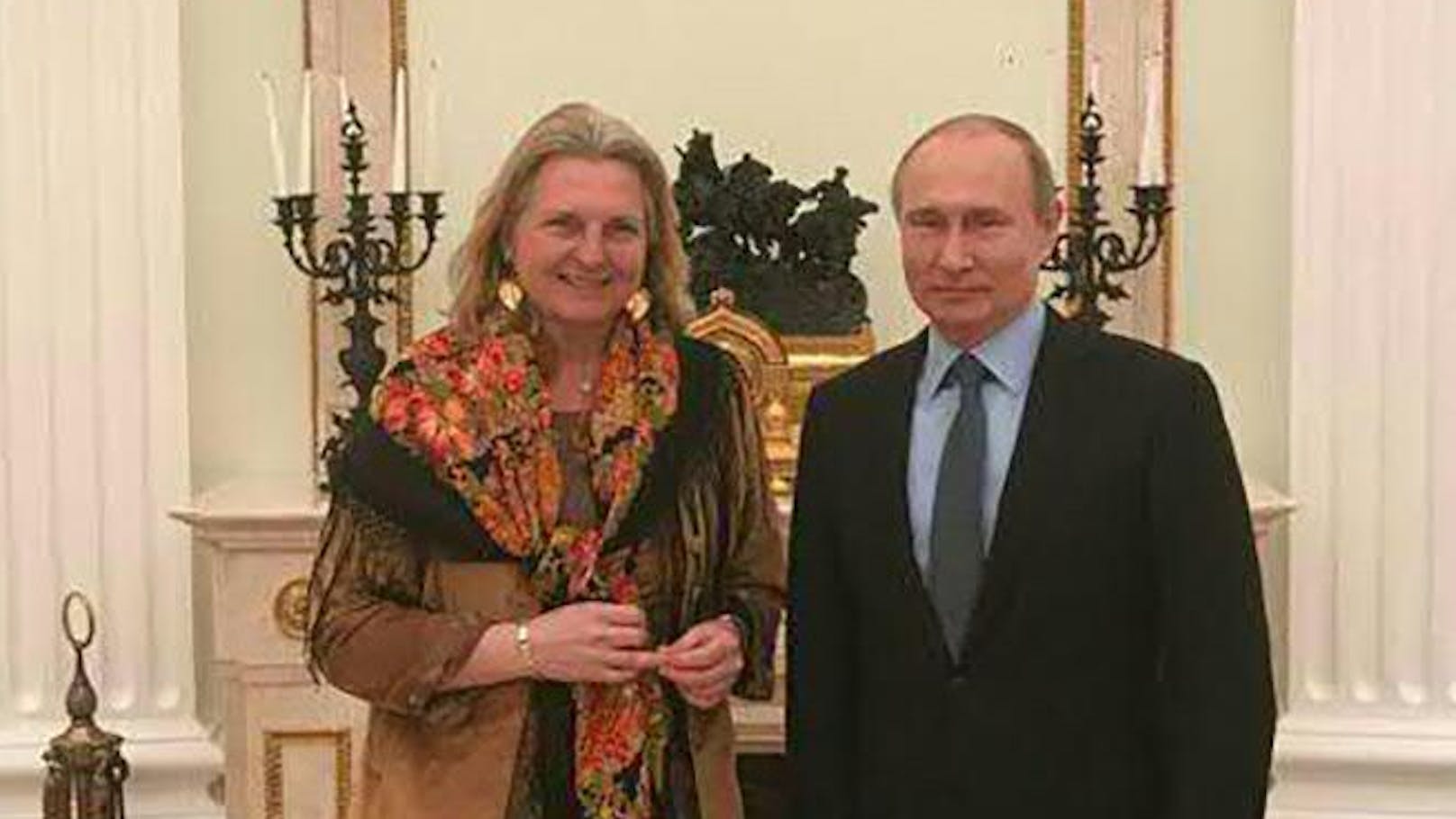 Die damalige Außenministerin Karin Kneissl beim russischen Präsidenten Wladimir Putin in Moskau, März 2019.