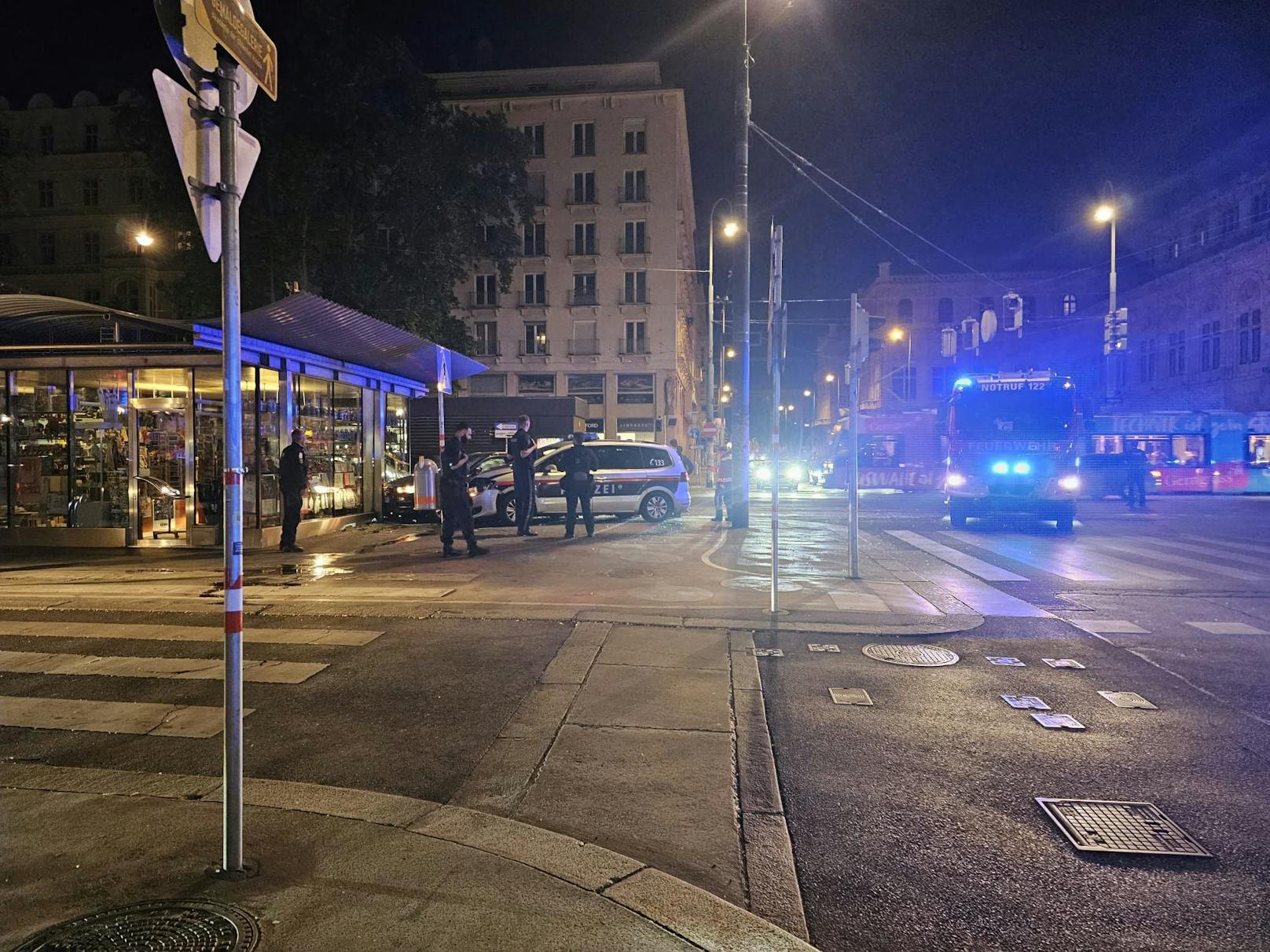Heftiger Crash in der Nacht auf Samstag in der Wiener City!