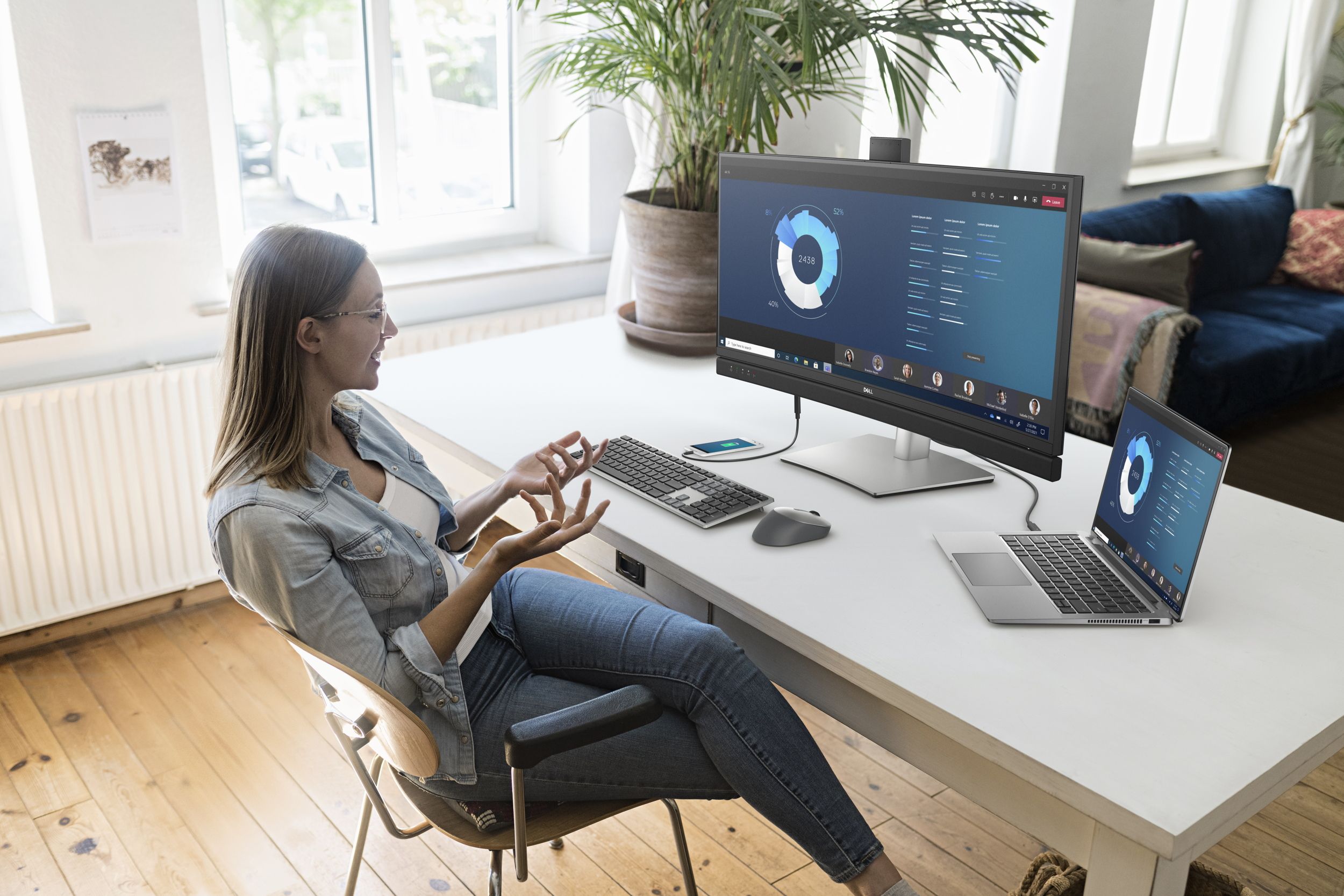 Beim Einsatz zuhause kommt es vor allem auf Effizienz an. So sollten die Monitore möglichst platzsparend sein, zudem gilt es, den Energieverbrauch zu senken.