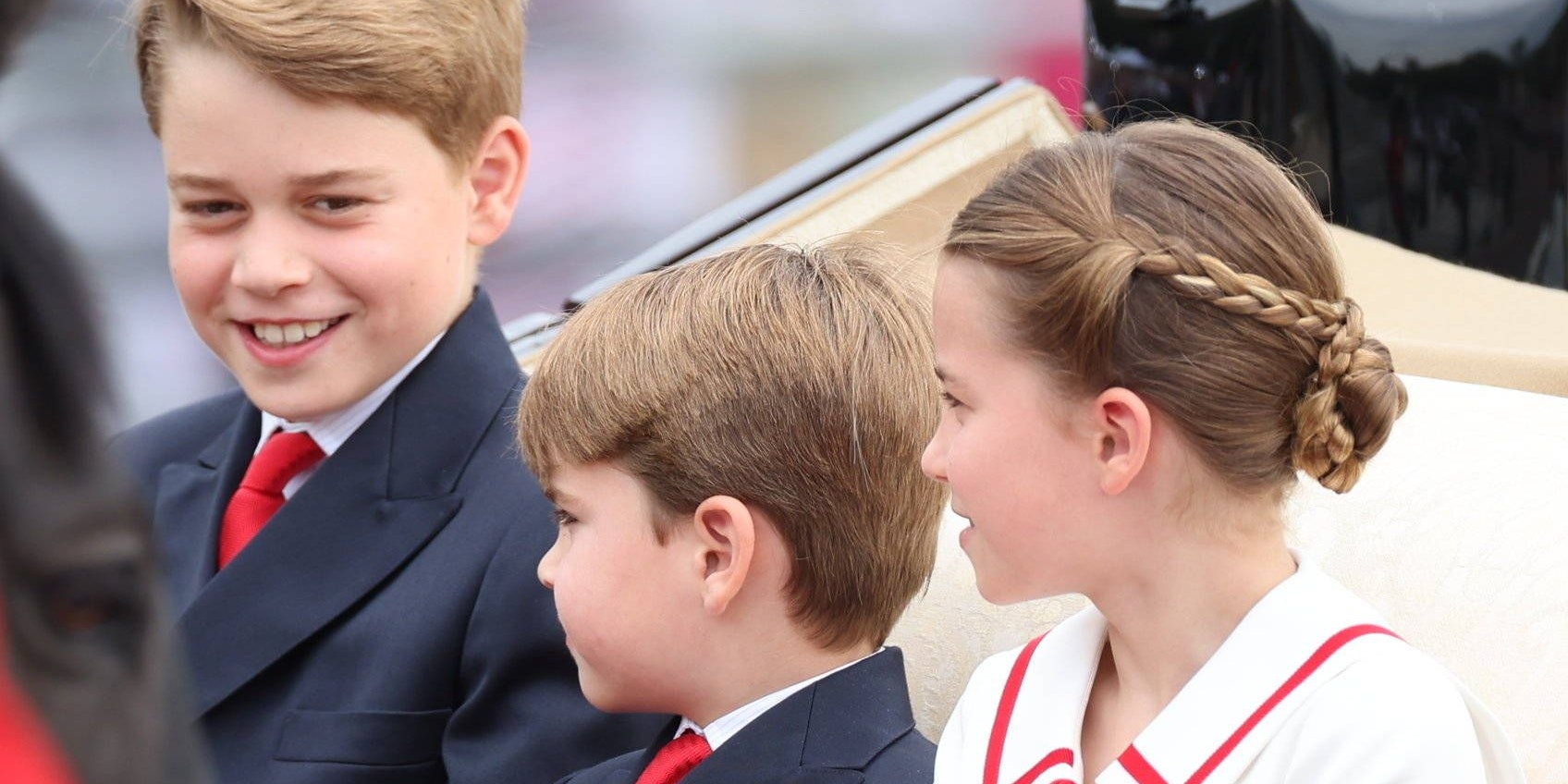 Bei dem Event durften auch Charles' Enkelkinder nicht fehlen.