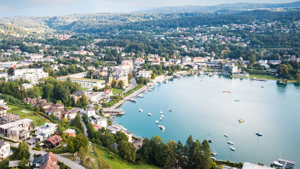 In Velden am Wörthersee kam es zu einem schweren Badeunfall.