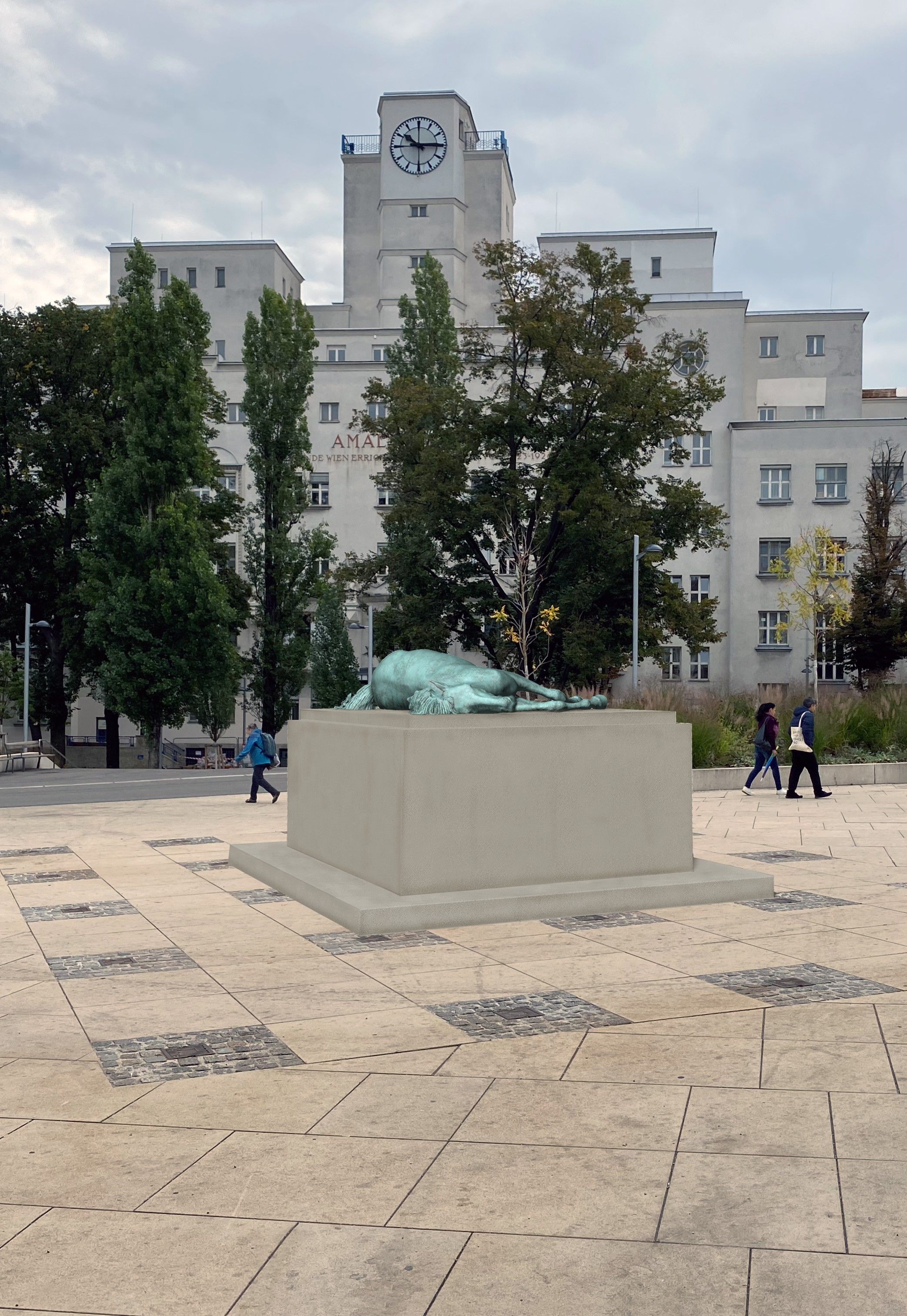 Die ungewögnliche Statue des schlafenden Pferdes am Reumannplatz ist plötzlich verschwunden.