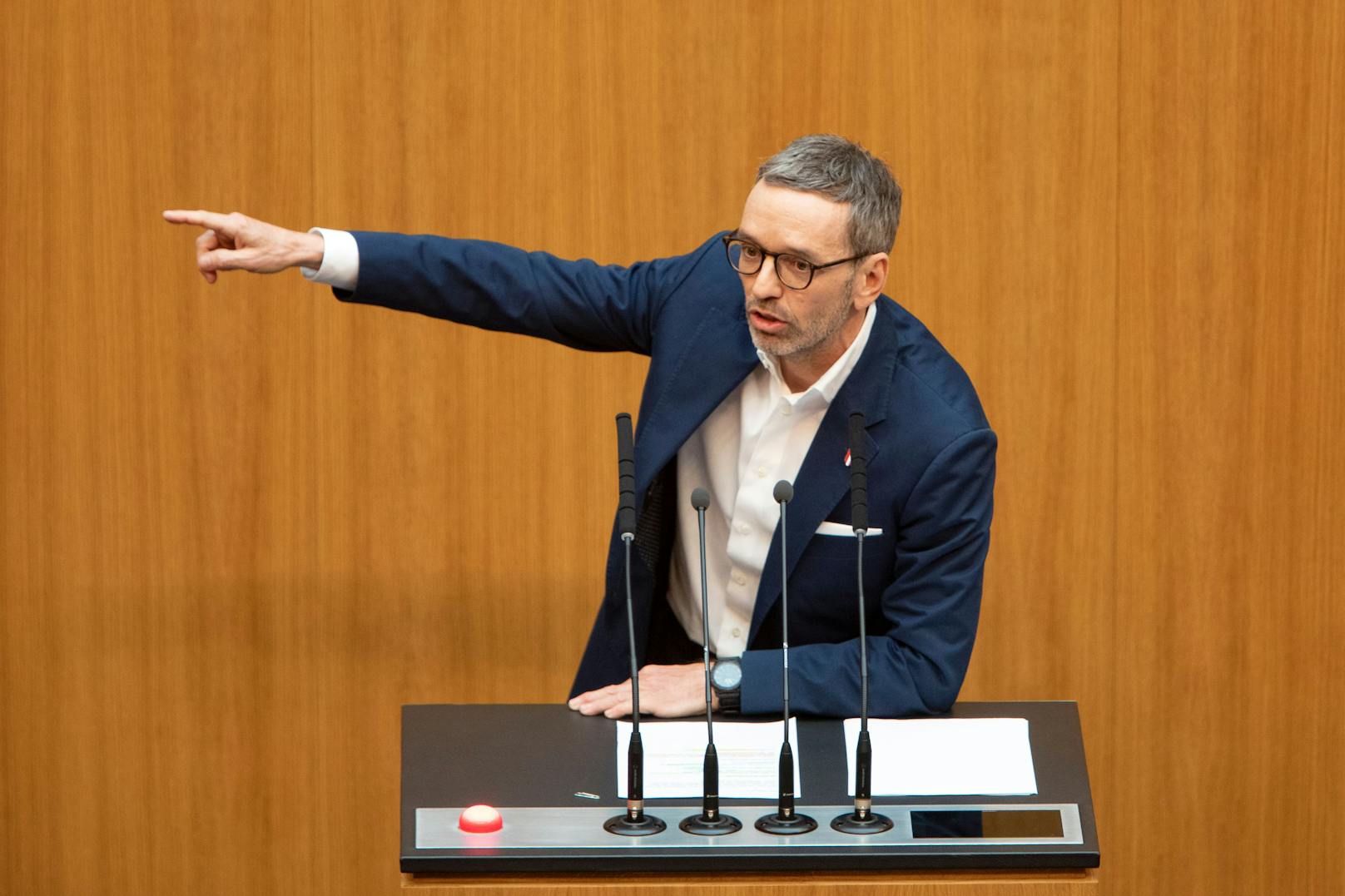 FPÖ-Chef Kickl fordert sofortige Neuwahlen.