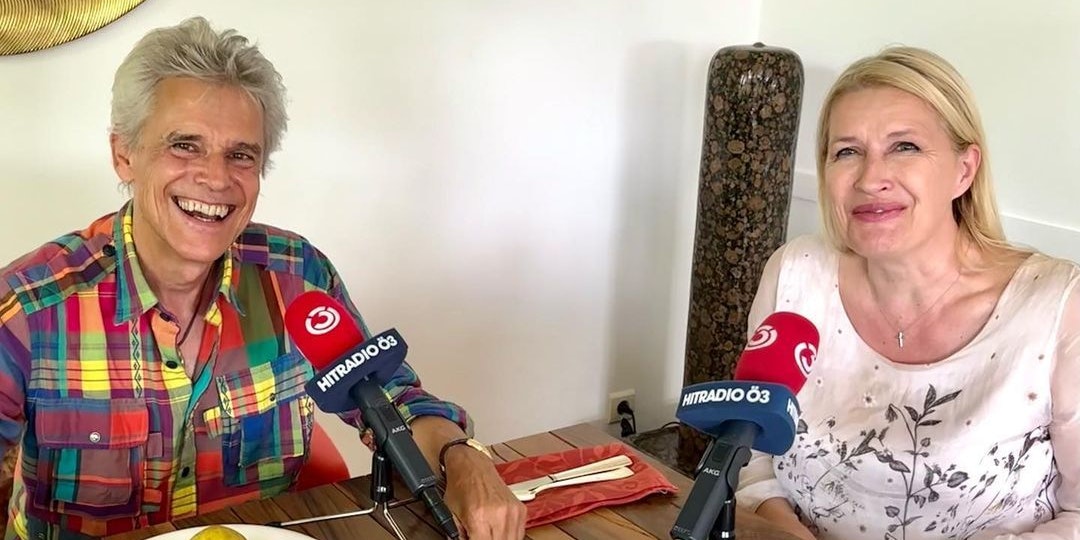 Im "Frühstück bei mir" war Thomas Brezina bei ORF-Moderatorin Claudia Stöckl zu Gast.