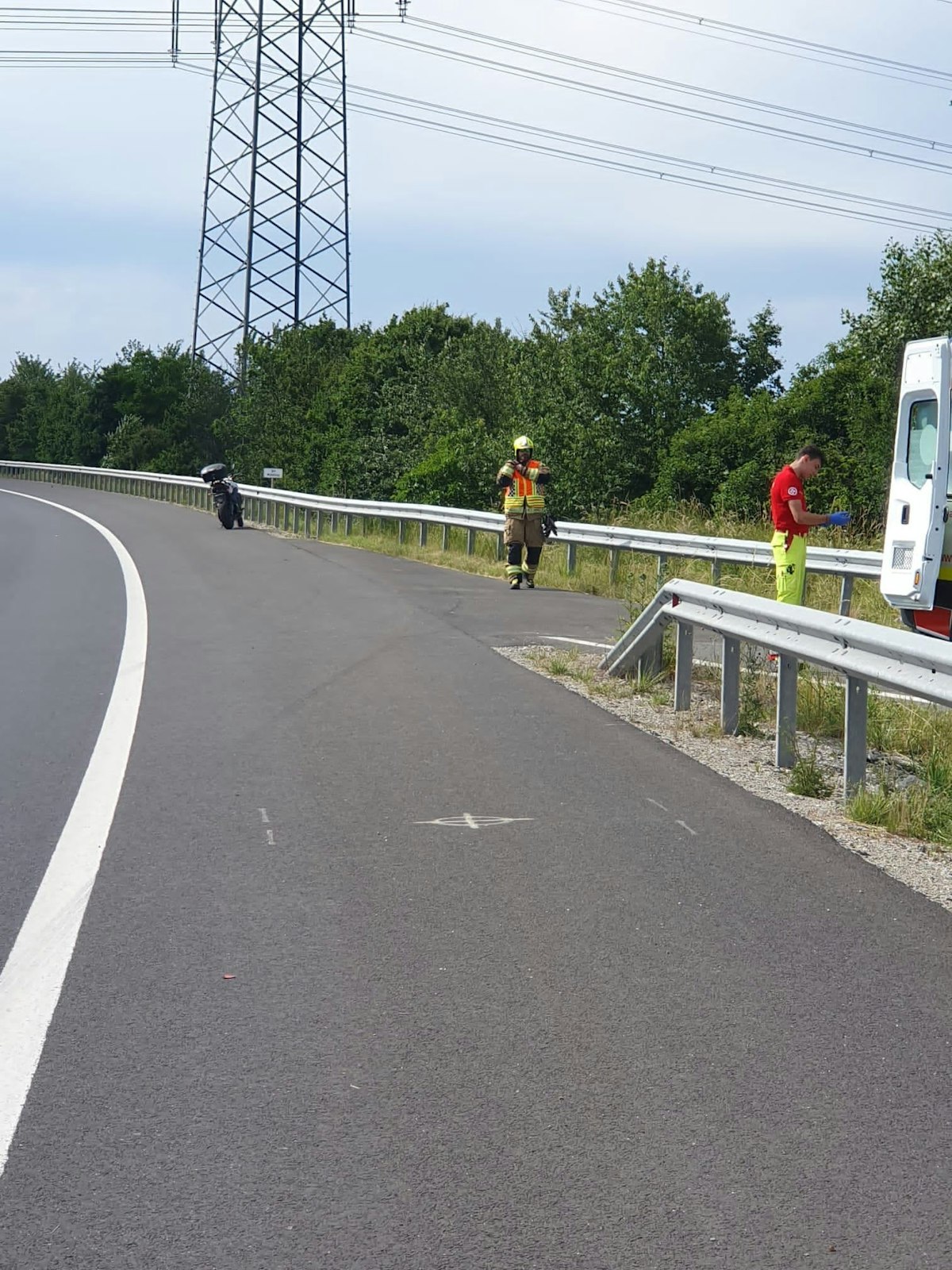Schwerer Motorradunfall auf der A3