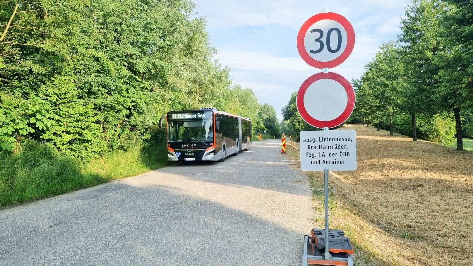 In der Nacht auf den 19. Juni wurde der Mona-Lisa-Tunnel im Linzer Süden wegen Sanierungsarbeiten gesperrt. Schon um 6 Uhr Früh ging in Ebelsberg nichts mehr.