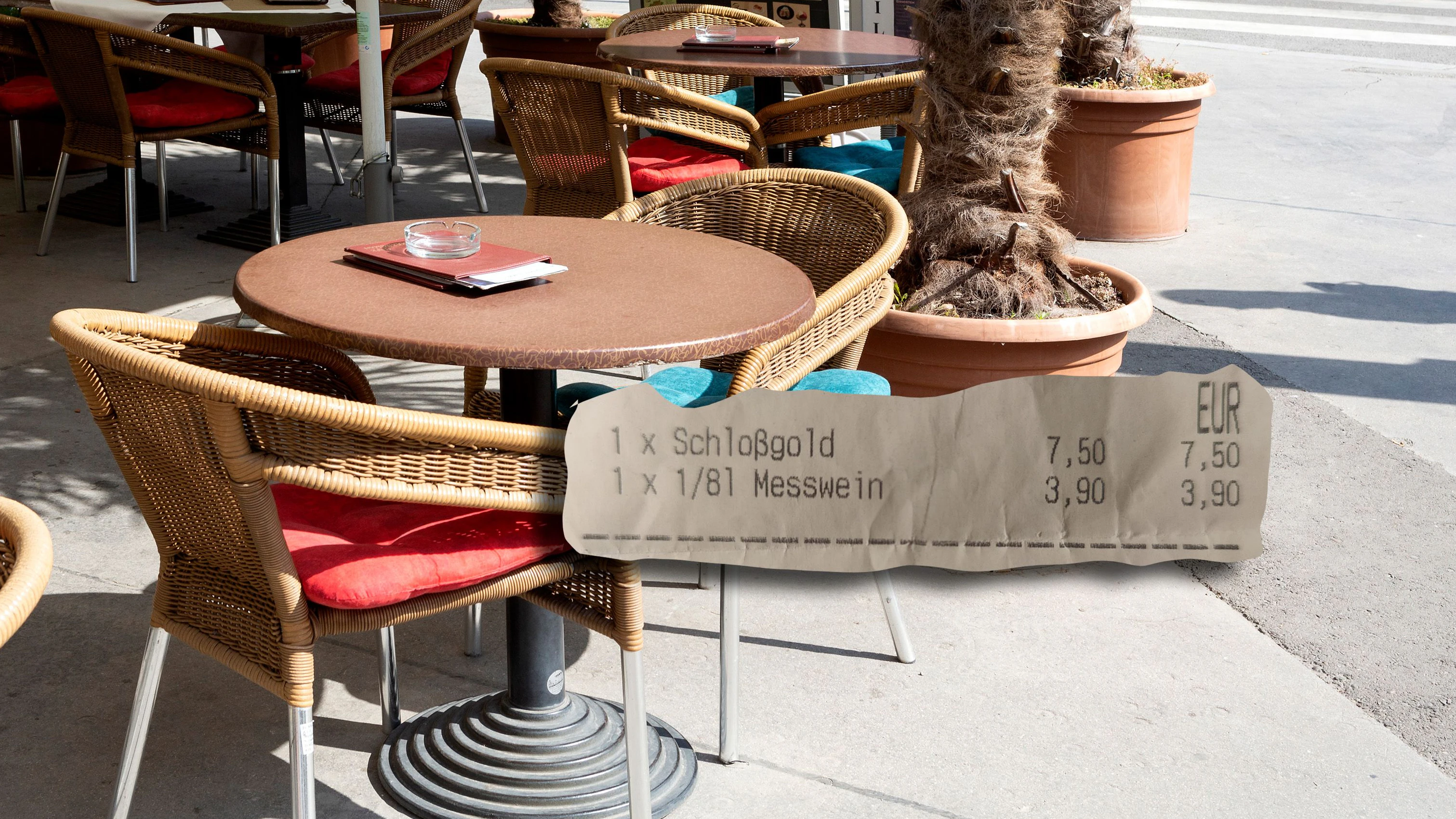 Die Rechnung hatte es in sich: insgesamt 11,40 Euro kosteten ein Achterl und ein alkoholfreies Bier.