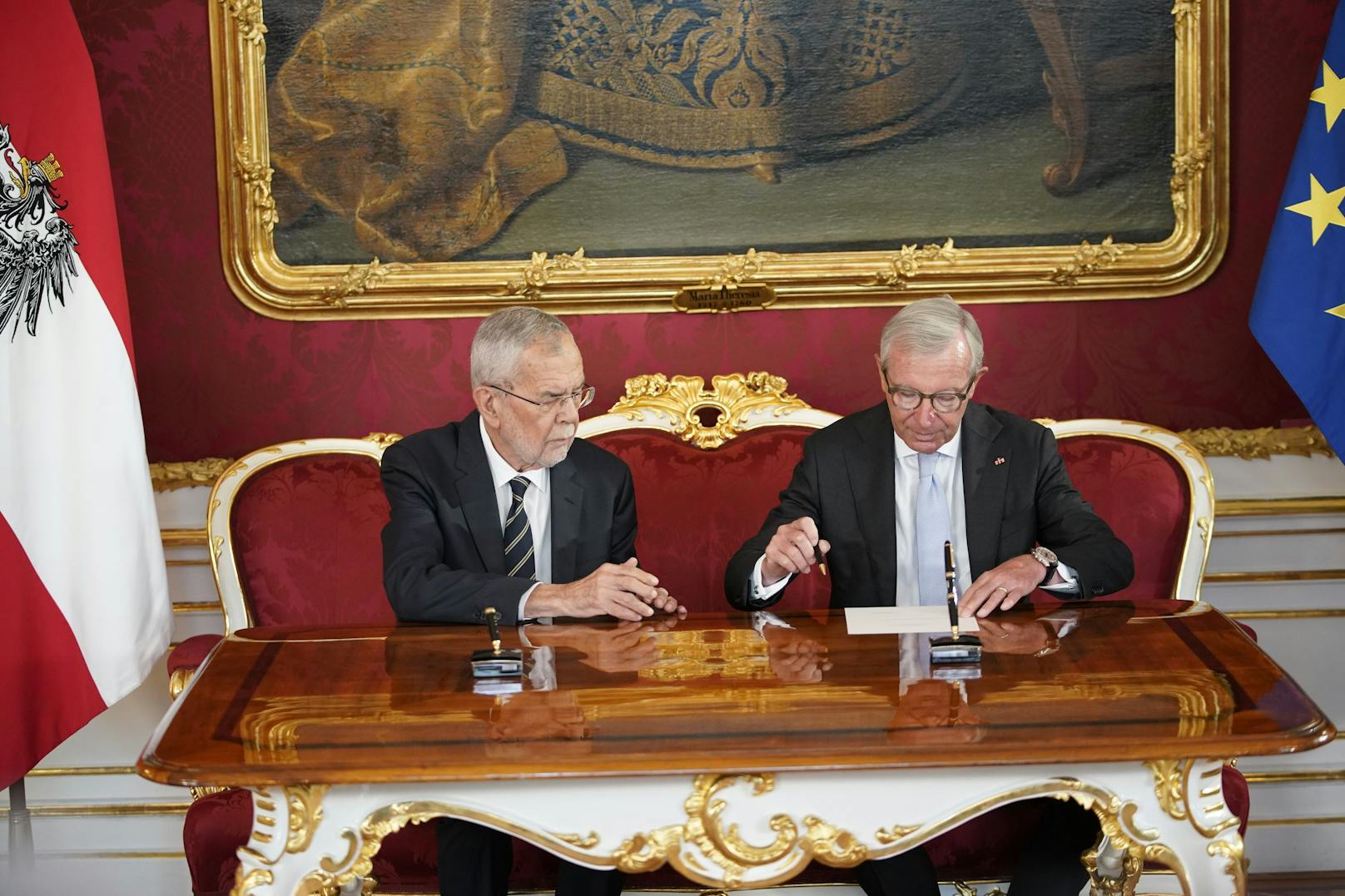 Am Montag wurde Wilfried Haslauer von Bundespräsident Alexander Van der Bellen zum Landeshauptmann von Salzburg angelobt.