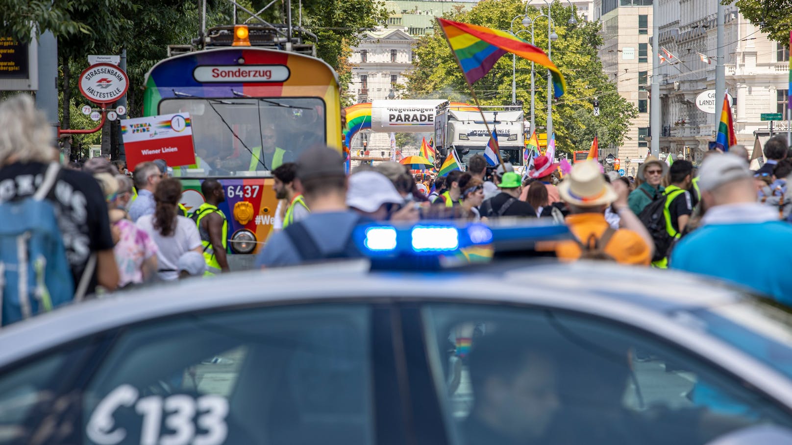 Pride-Anschlag mit Messern und Auto in Chat geplant