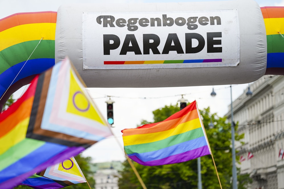 Drei IS-Sympathisanten sollen einen Anschlag auf die Regenbogenparade in Wien geplant haben. 