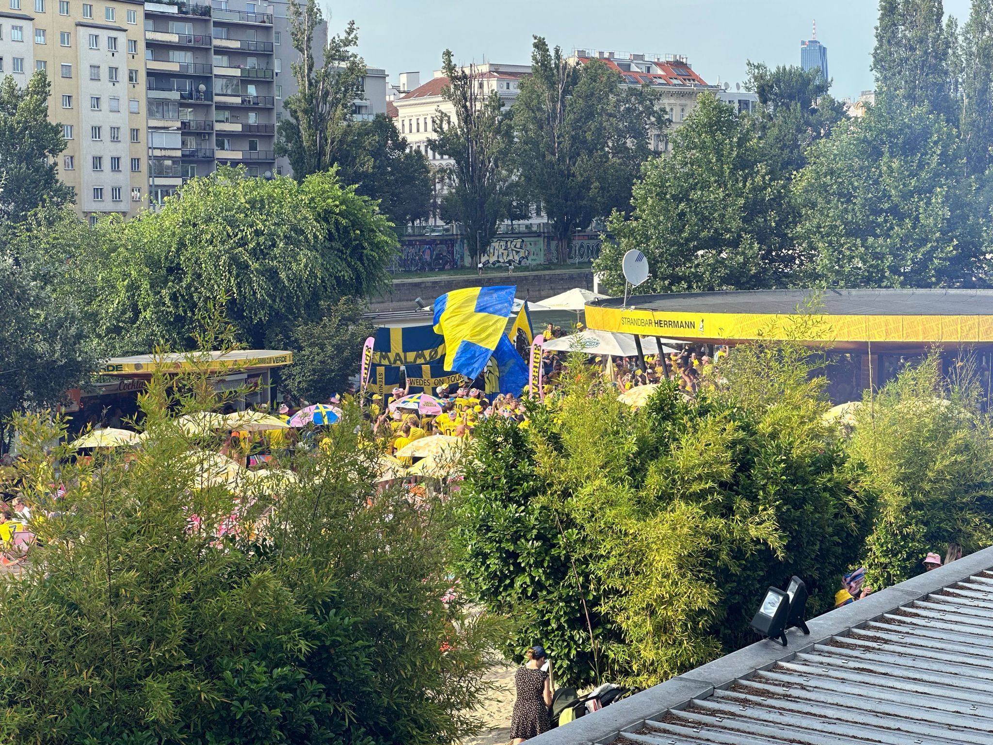 Vorglühen in der Hermann Strandbar 