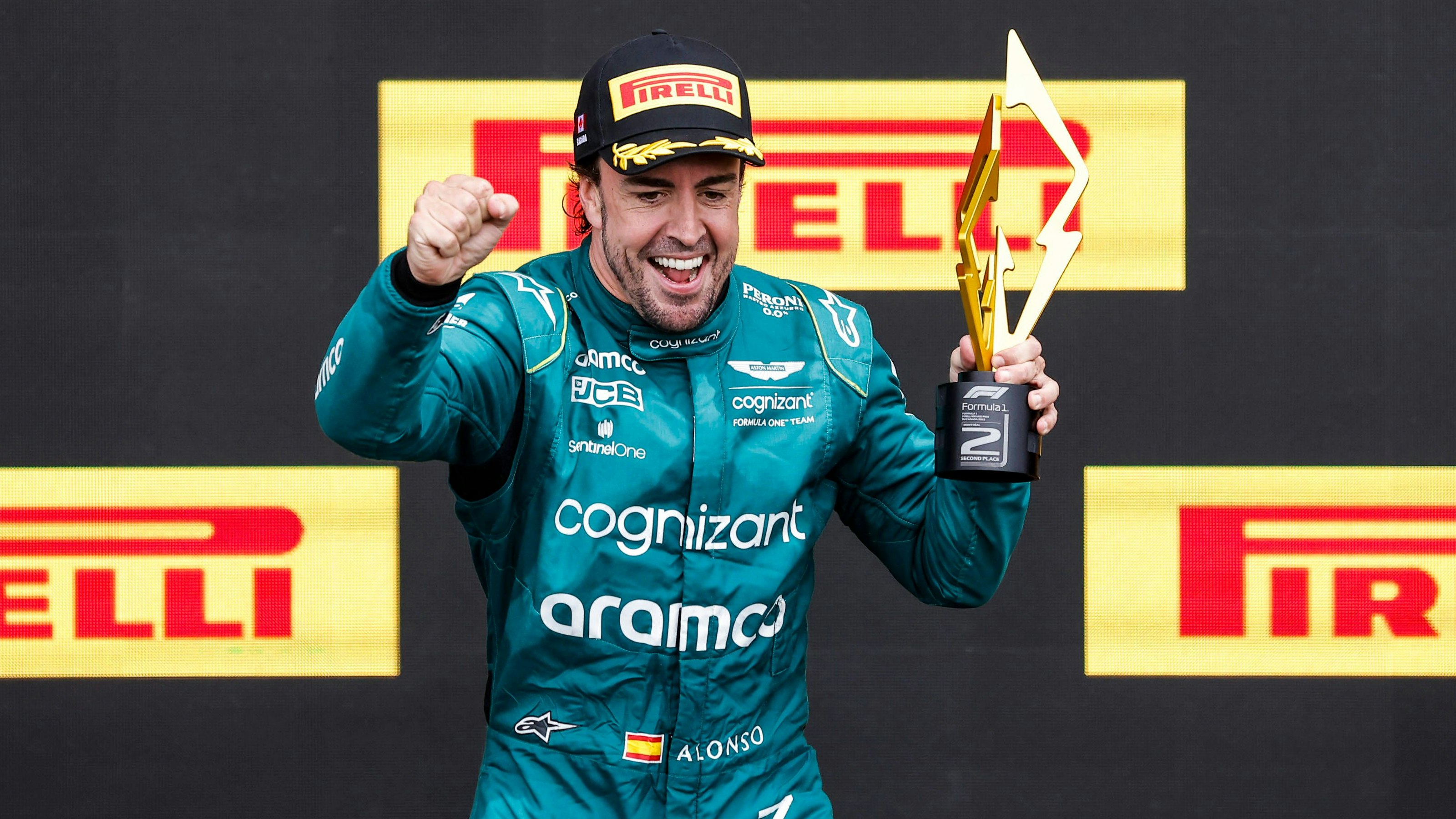 Fernando Alonso jubelte in Montreal über Rang zwei.