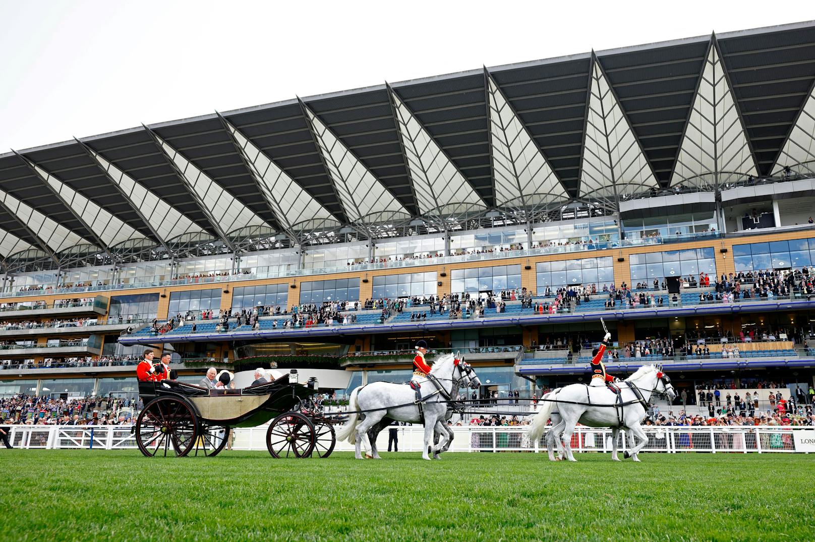 Das berühmte Rennen in Ascot geht noch bis zum 24. Juni.