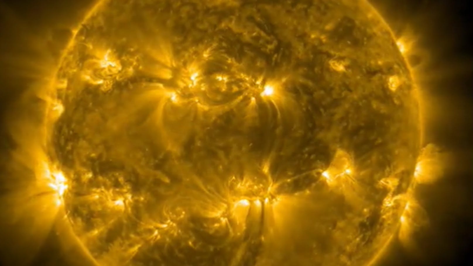 NASA zeigt Video von gewaltiger Explosion auf der Sonne