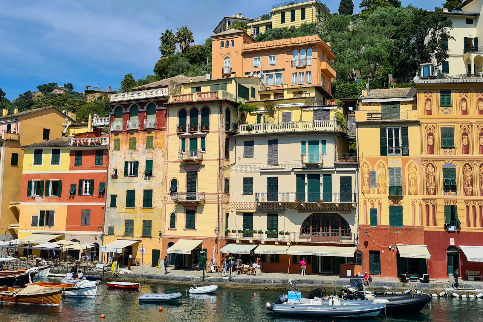 Ein Selfie im italienischen Küstendorf Portofino kann bis zu 275 Euro kosten. 