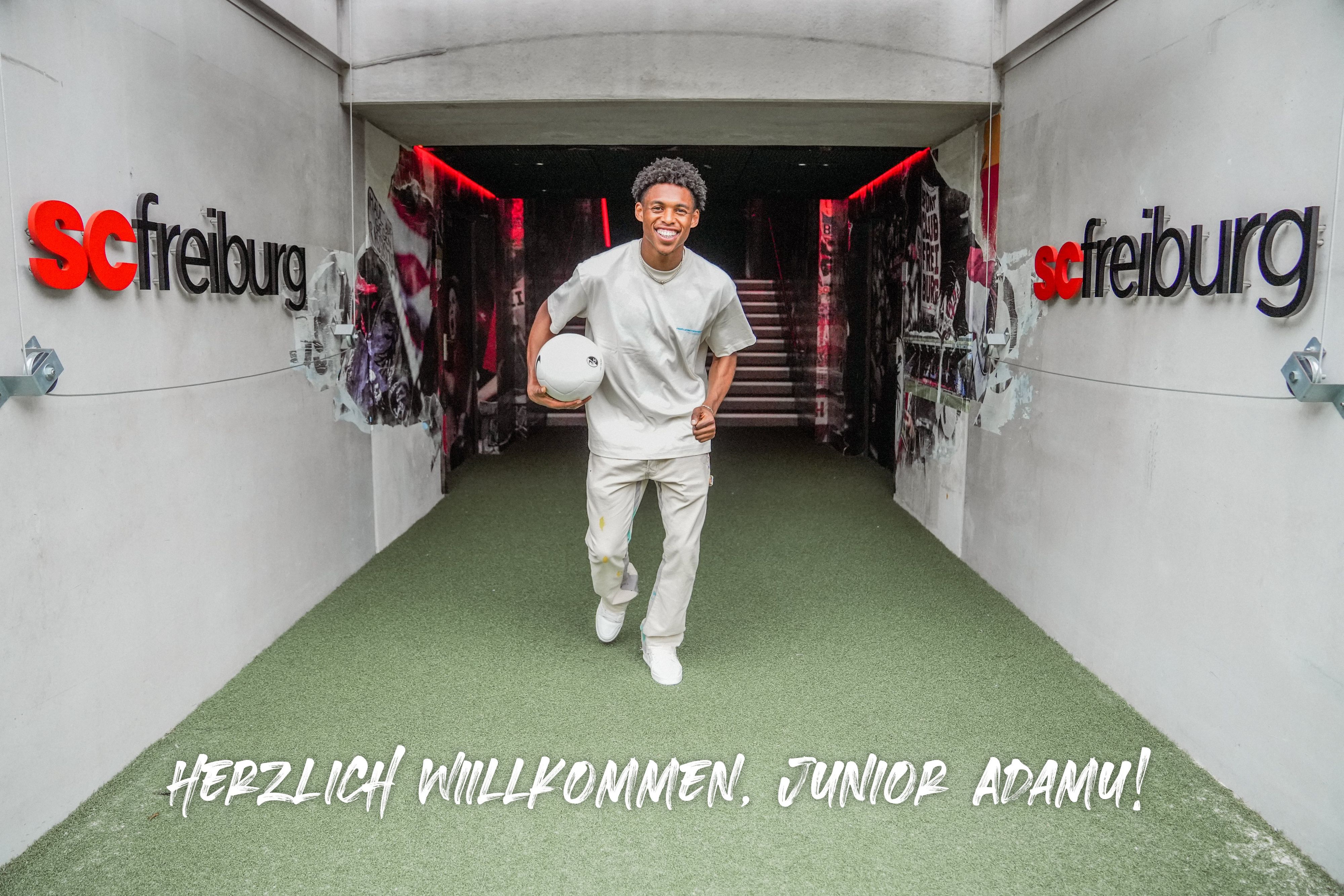 Junior Adamu wechselt nach Freiburg. 