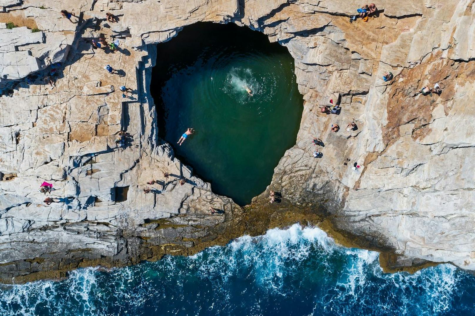 Das natürliche Schwimmbecken von Giola in Griechenland wird auch Aphrodites Träne genannt.