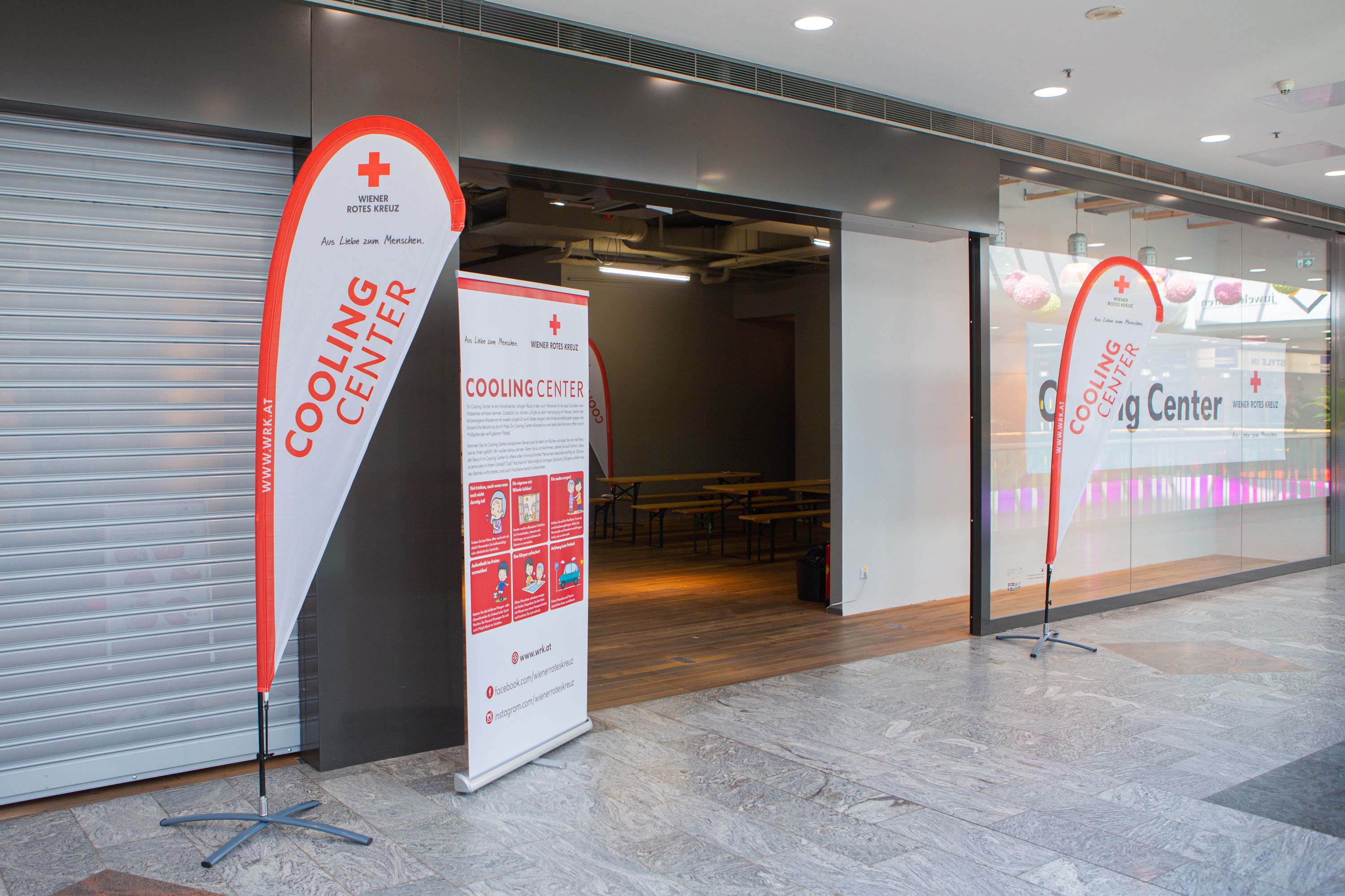 Ab 3. Juli bietet das Wiener Rote Kreuz im Shopping Center Nord hitzegeplagten Menschen einen kühlen und konsumfreien Raum zur Erholung.