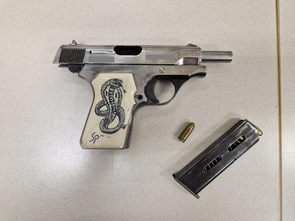 Mit diesem Revolver soll der 57-Jährige einen Lokalgast in Wien-Döbling bedroht haben. 