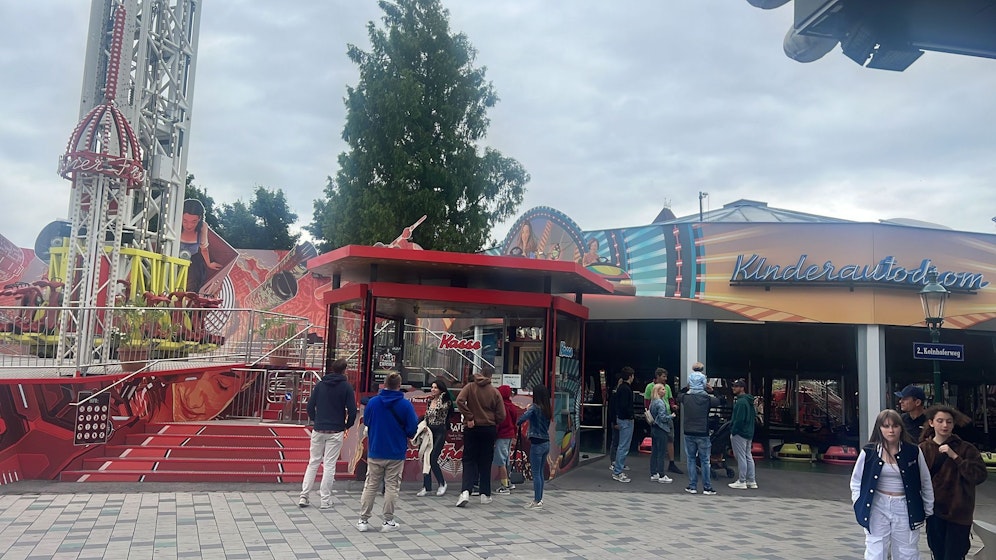 Ein Stromausfall im Wiener Wurstelprater hat am 24. Juni 2023 mehrere Fahrgeschäfte plötzlich lahmgelegt.