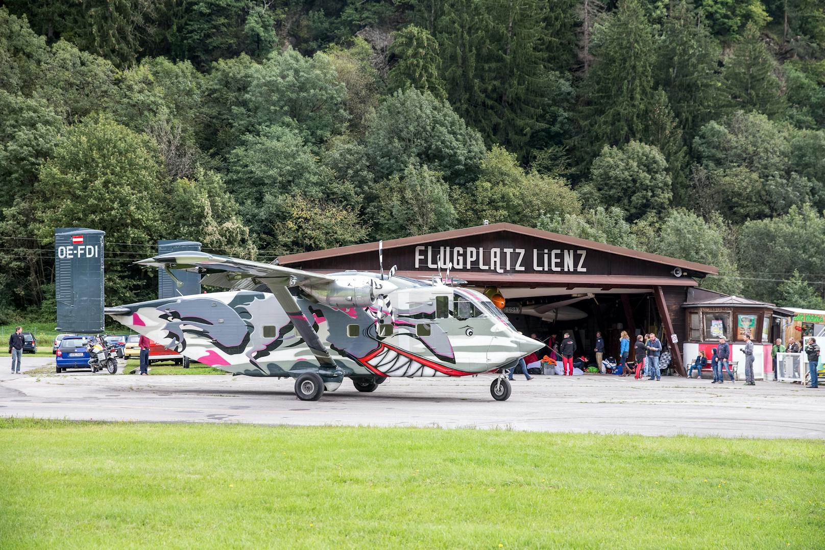 Im Bild: Skyvan mit dem Kärntner Fallschirmspringerclub am 14. September 2014 am Flugplatz Lienz in Nikolsdorf.