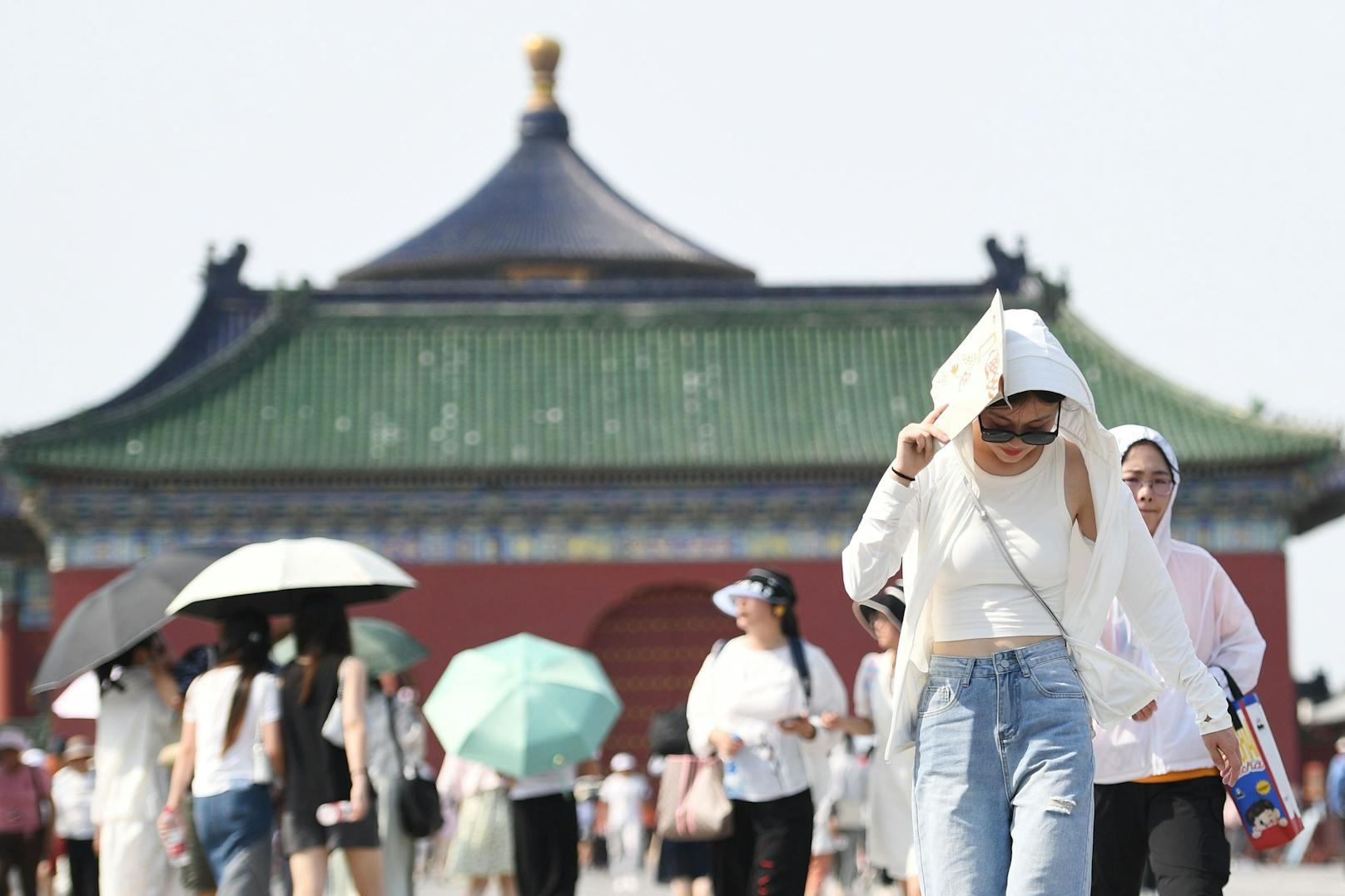 In der Hauptstadt Peking wurde die höchste Hitzewarnstufe ausgerufen.