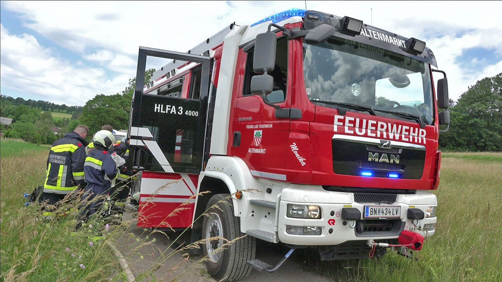 Die Florianis aus Nöstach und Altenmarkt standen im Einsatz.