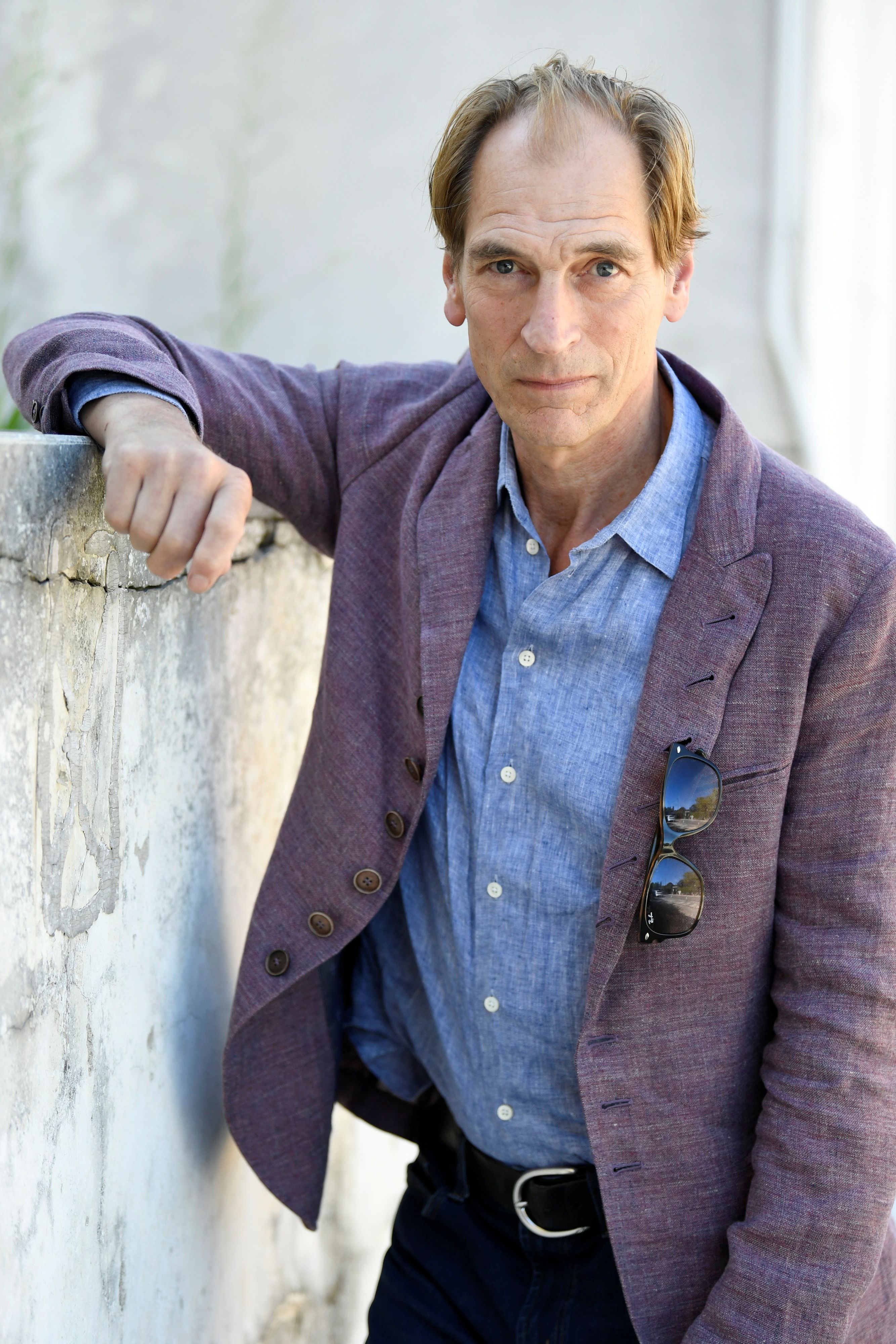 Julian Sands ist unter anderem aus 