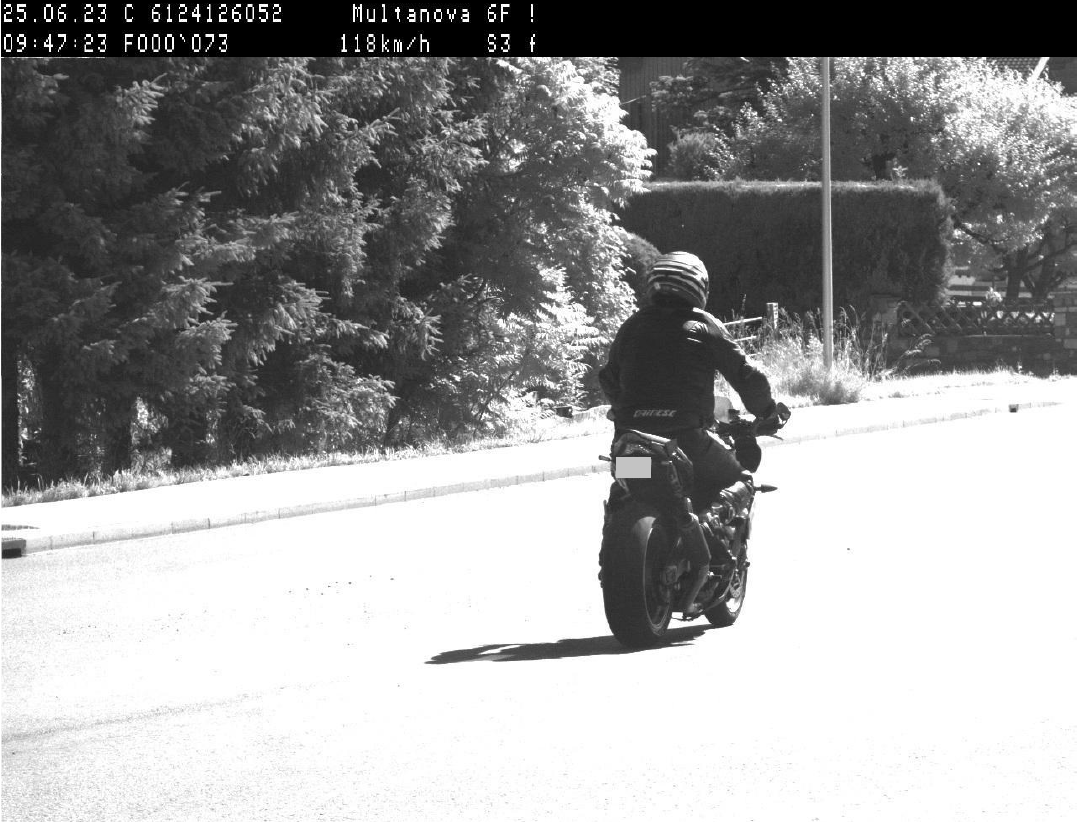 Der 32-Jährige war mit seinem Motorrad viel zu schnell unterwegs.