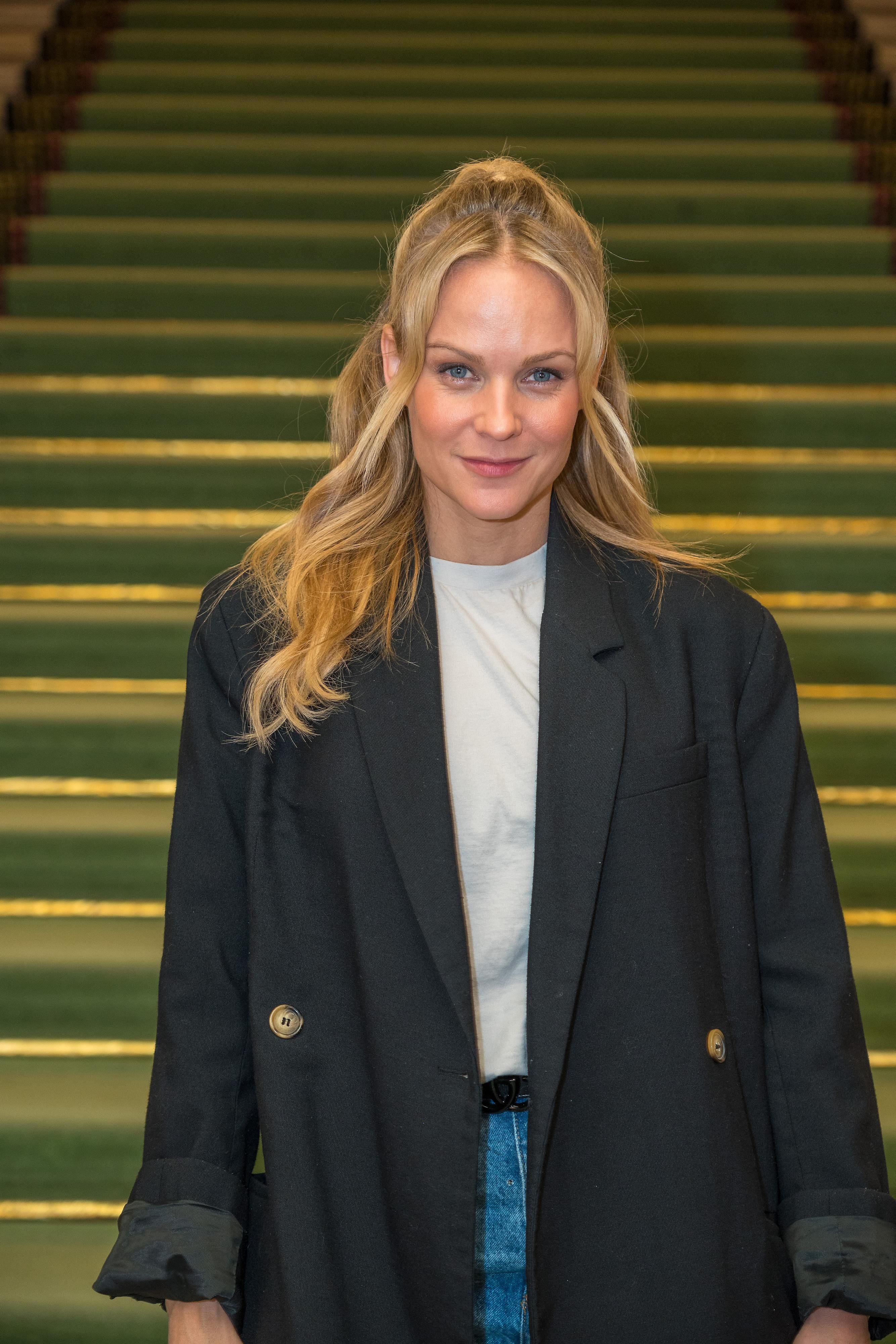 Mirjam Weichselbraun ist auf dem Glastonbury Festival unterwegs.