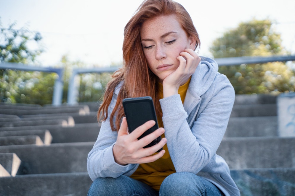 Eine Steirerin stalkte ihren Ex, nachdem sie erfuhr, dass er sie im Swingerclub betrogen hat.