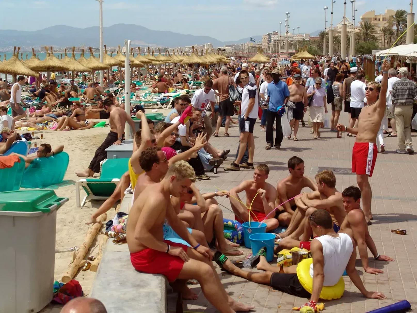 Party, Saufen und Feiern lautet das Motto vieler junger Touristen auf Mallorca.