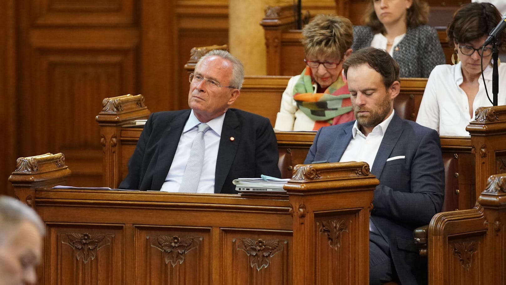 Auch VP-Chef Karl Mahrer und Markus Wölbitsch waren wenig begeistert.&nbsp;