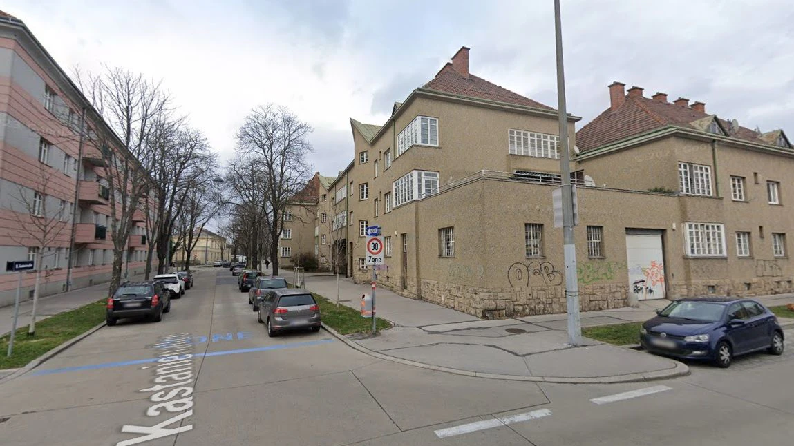 Der Jugendliche wurde in der Kastanienallee schließlich festgenommen. 