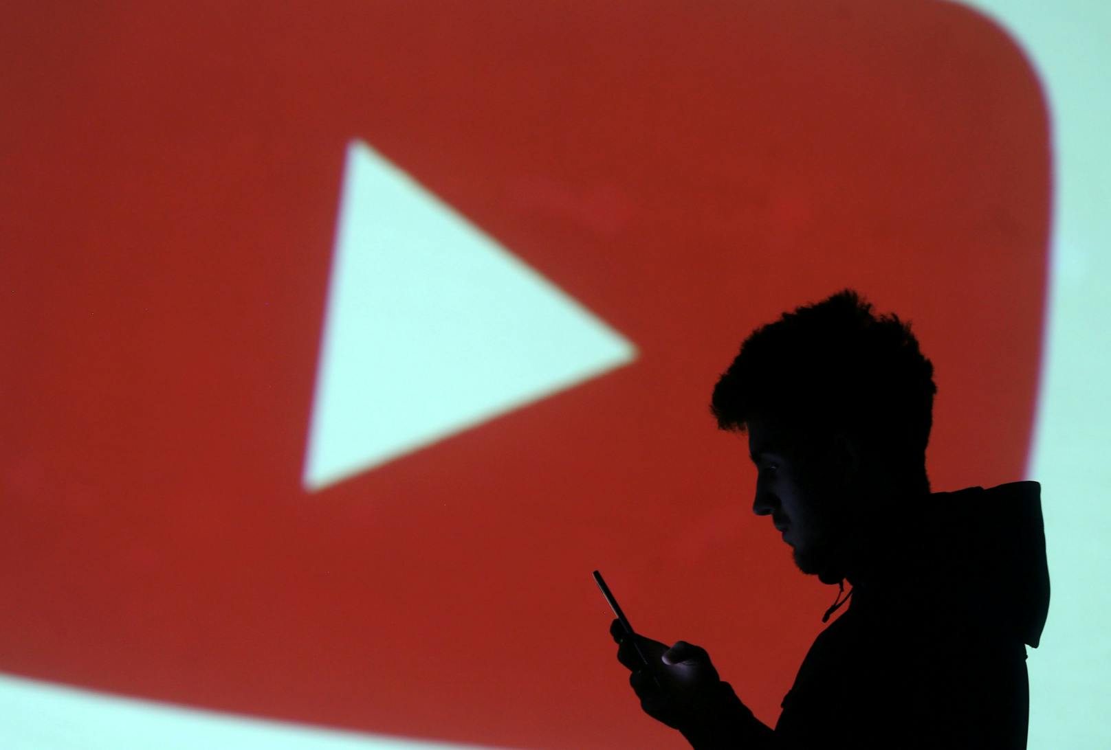 YouTube investiert in ein Multiformat-Nachrichtenerlebnis.