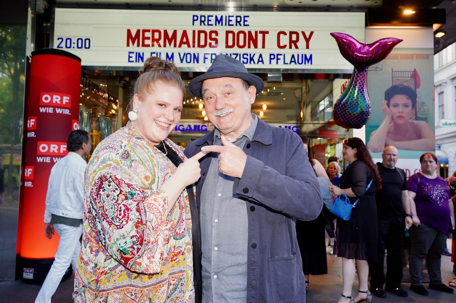 Schauspielerin Stefanie Reinsperger mit ihrem Kollegen Karl Fischer.