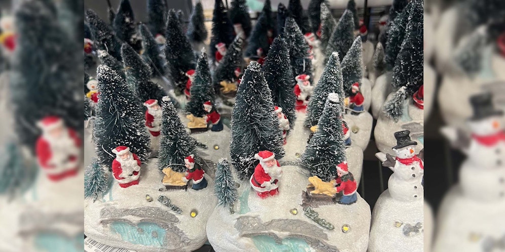 Der Sommer hat gerade erst begonnen - Bei Tedi gibt es bereits Weihnachtsartikel.