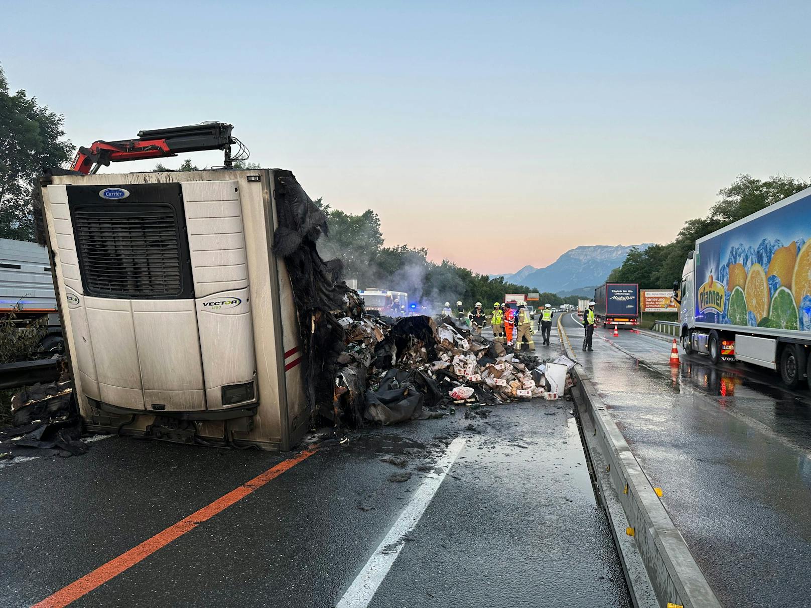 Am Lkw entstand aber enormer Sachschaden.&nbsp;