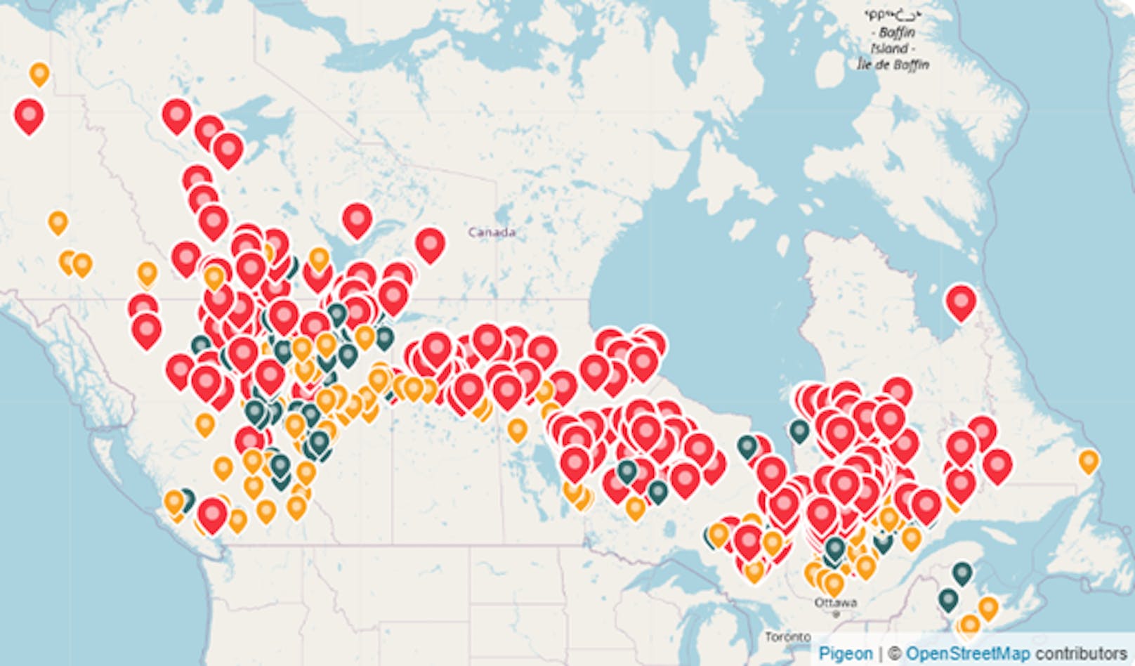 Aktive Waldbrände quer durch Kanada bis 26. Juni: Rote Marker zeigen Feuer, die unkontrolliert wüten, blau jene die abgelöscht wurden und gelb jene die unter Kontrolle gebracht sind.